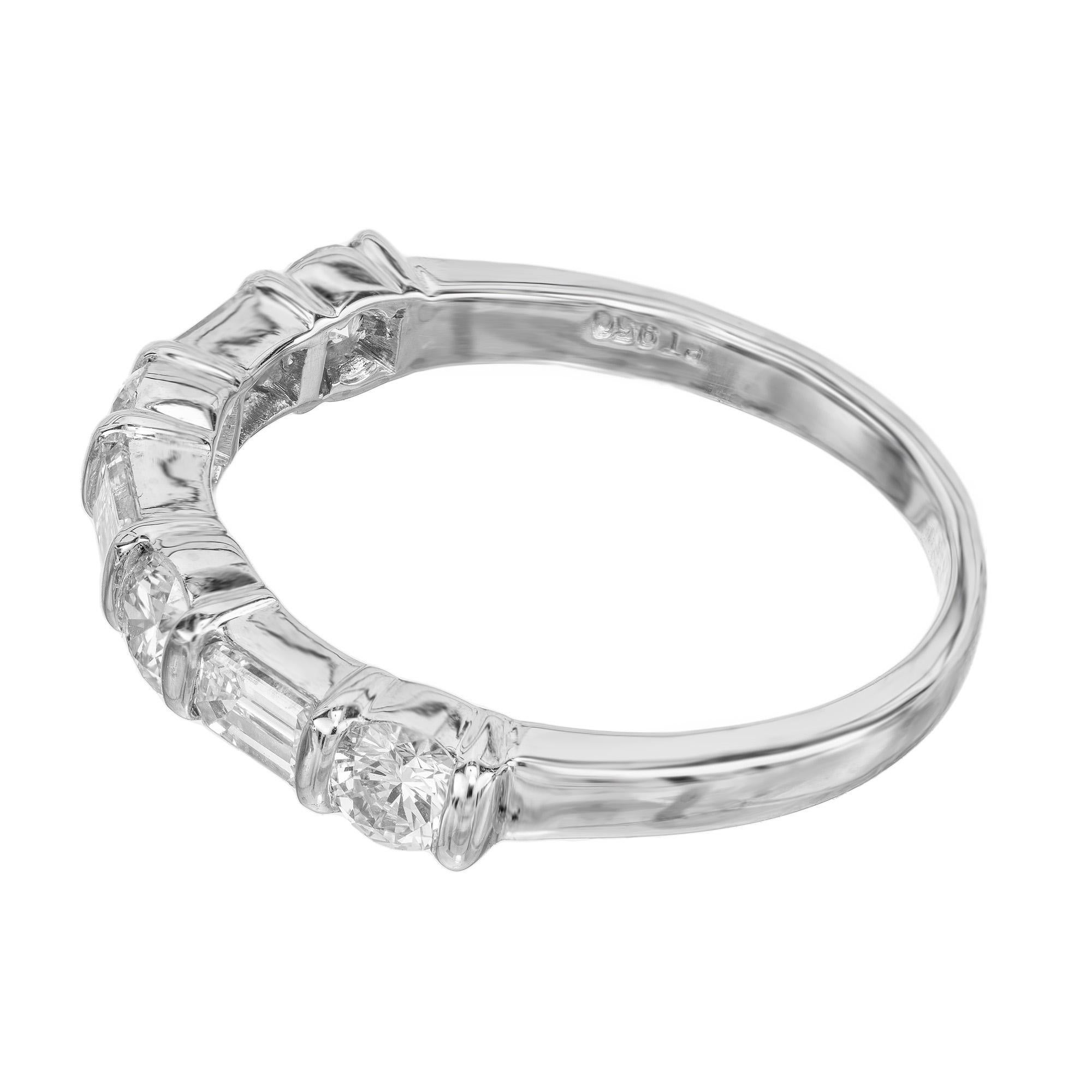 Tiffany & Co. .81 Carat Round Baguette Diamond Platinum Wedding Band Ring Pour femmes 