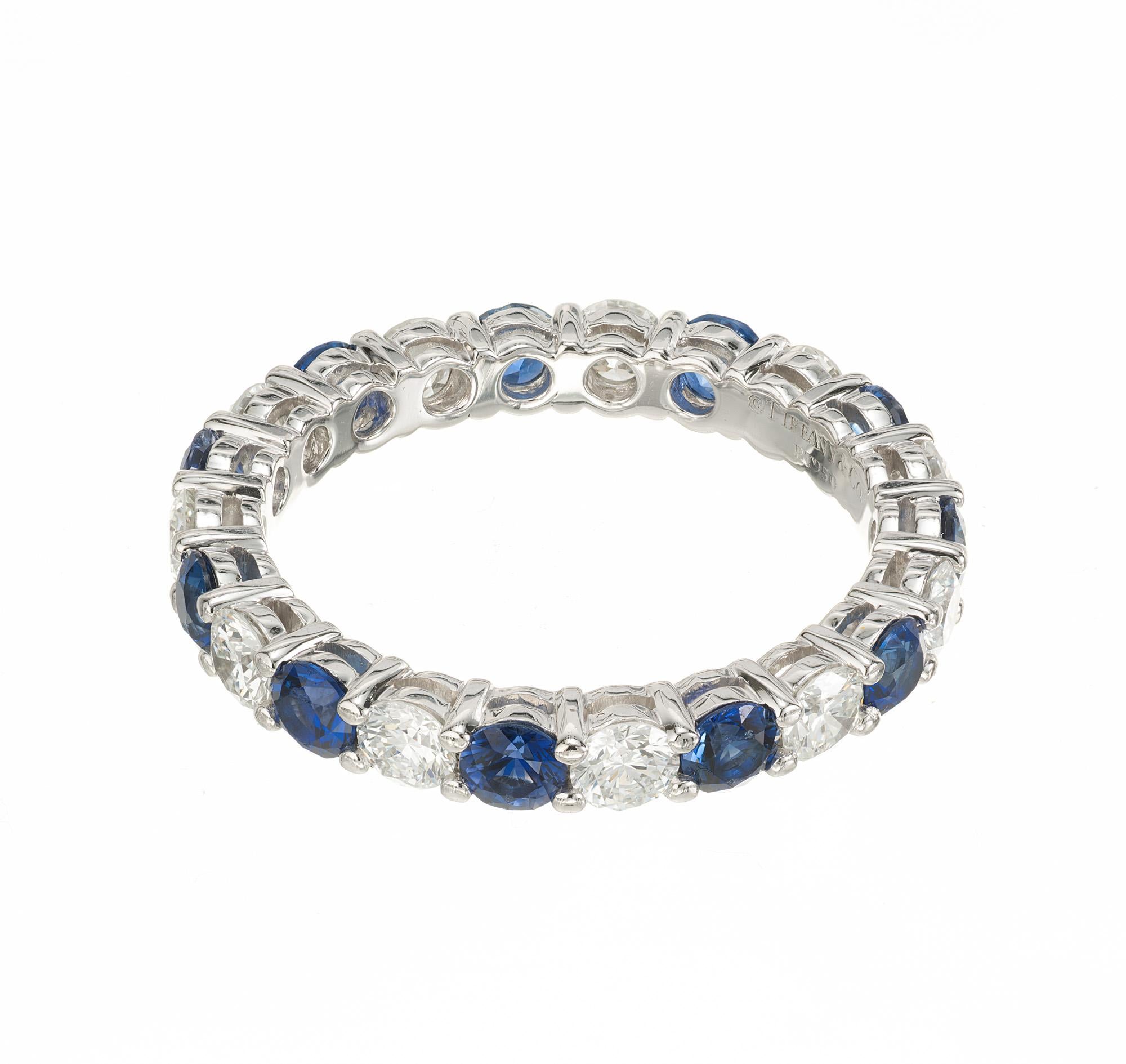 Tiffany & Co. 0,90 Carati Zaffiro Diamante Platino Anello Eternità Forever In condizioni ottime in vendita a Stamford, CT