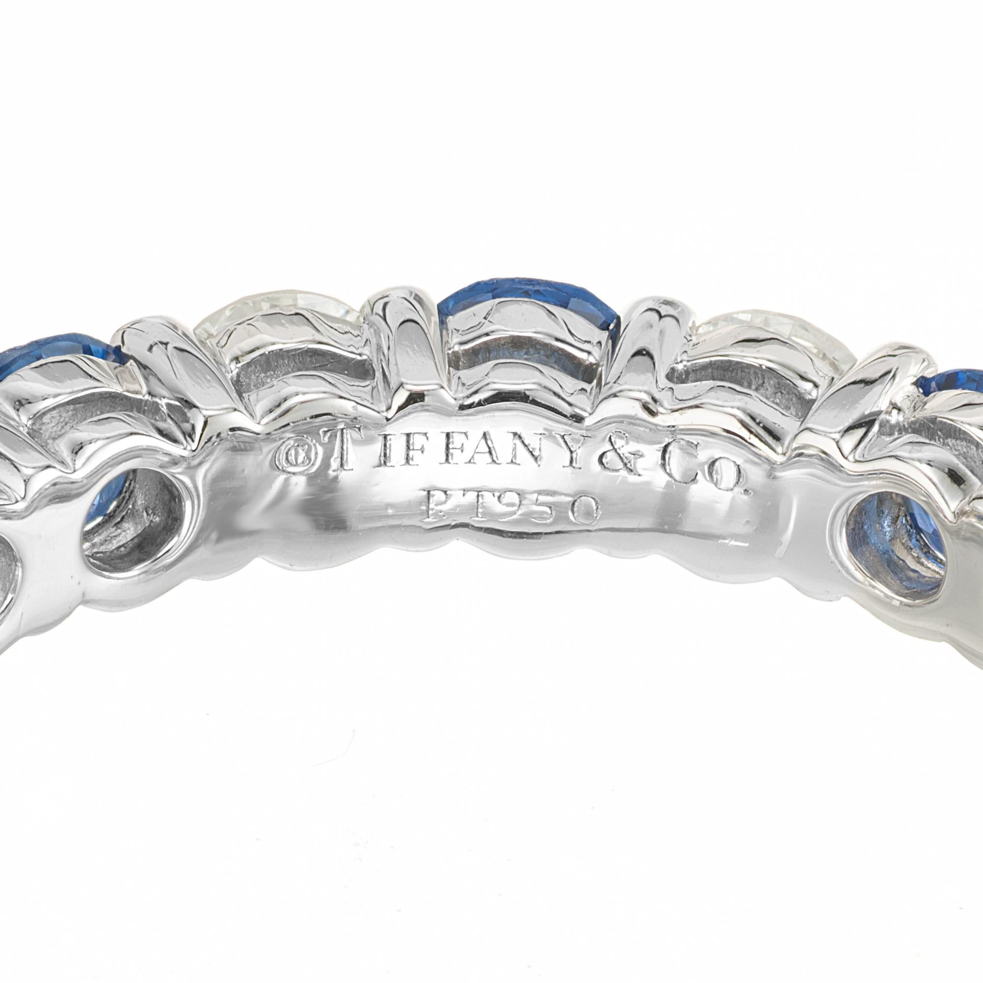 Donna Tiffany & Co. 0,90 Carati Zaffiro Diamante Platino Anello Eternità Forever in vendita