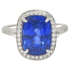 Platin-Halo-Ring von Tiffany & Co. mit 9,08 Karat blauem Saphir im Kissenschliff und Diamant im Kissenschliff, AGL