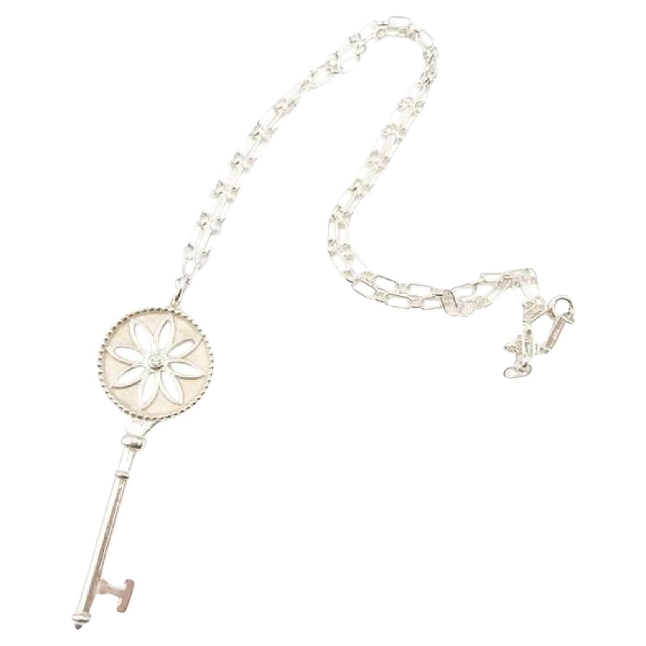 Ciondolo a forma di chiave a margherita grande in argento 925 e diamanti di Tiffany & Co. in vendita