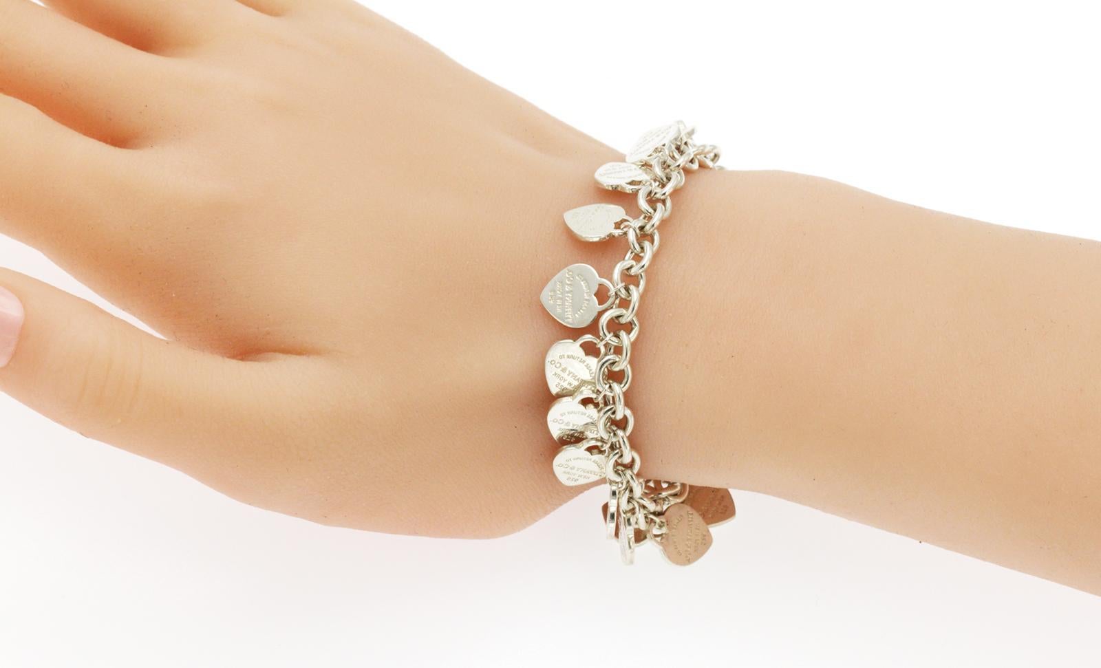 Tiffany & Co. 925 Silber Rückgabe an Tiffany Mini Multi Herz Charm-Armband für Damen oder Herren