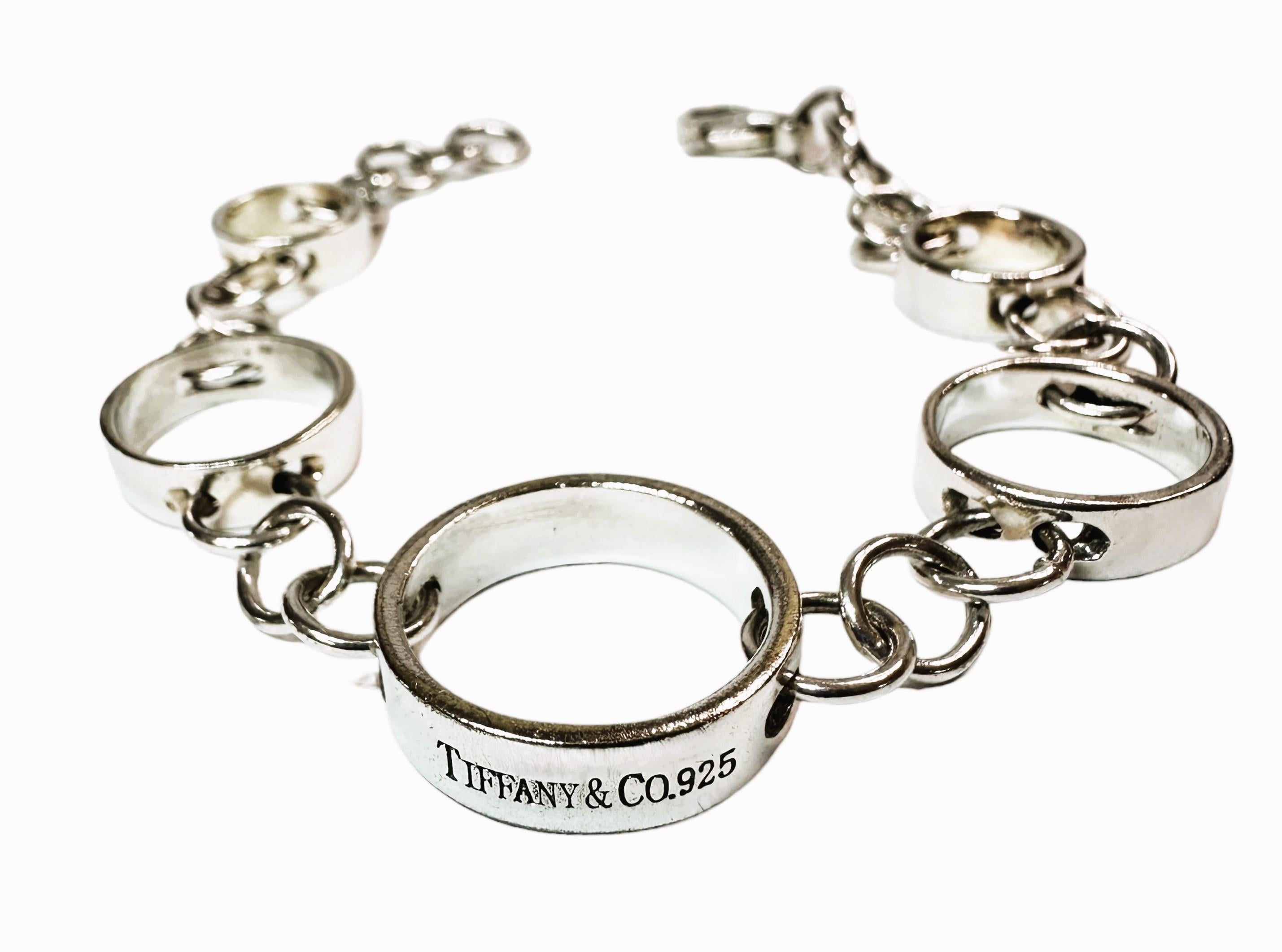 Tiffany & Co. 925 Sterling Silver Interlocking Circle Bracelet In Excellent Condition In Eagan, MN