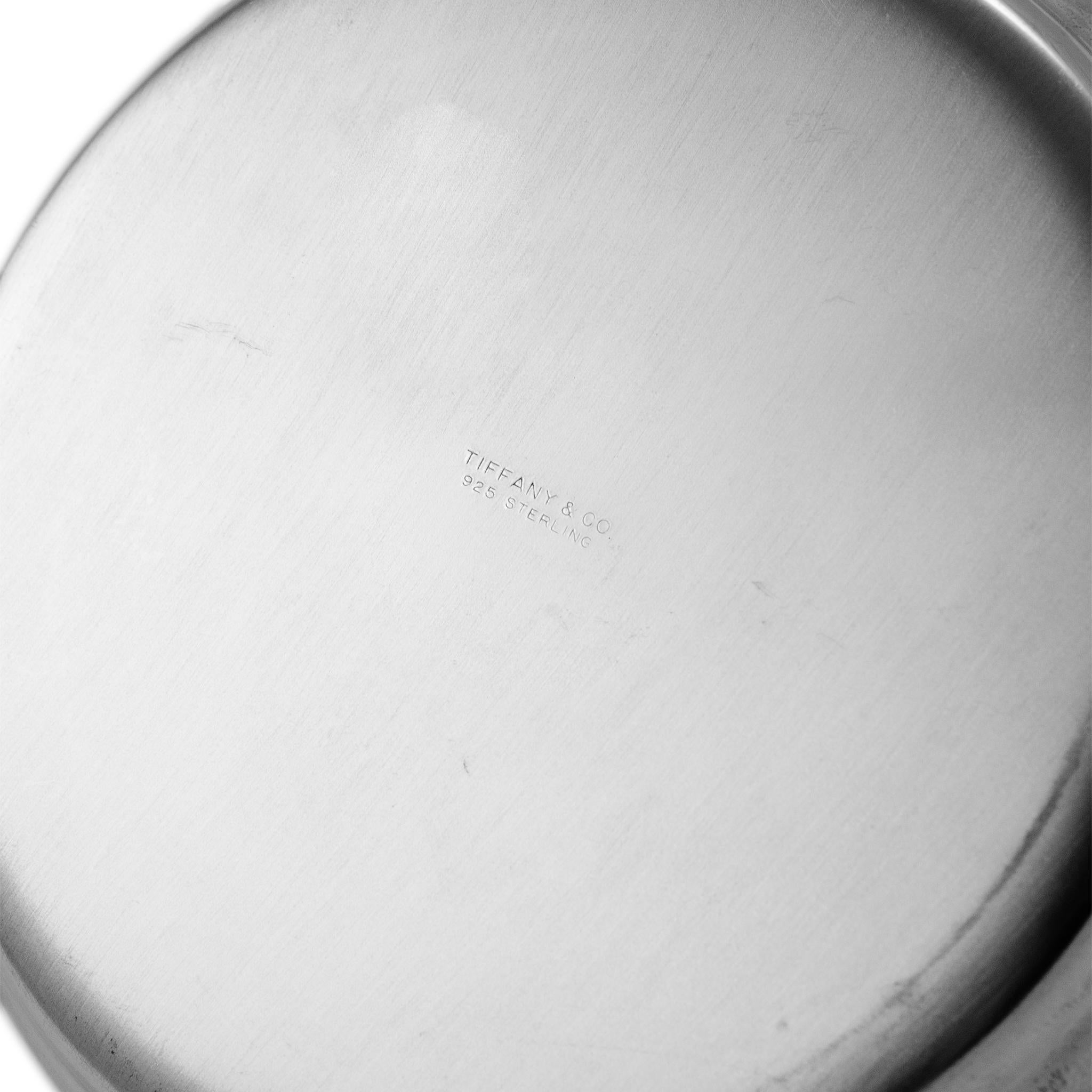 Piatto da portata in argento 925 Tiffany & Co. In condizioni ottime in vendita a Houston, TX