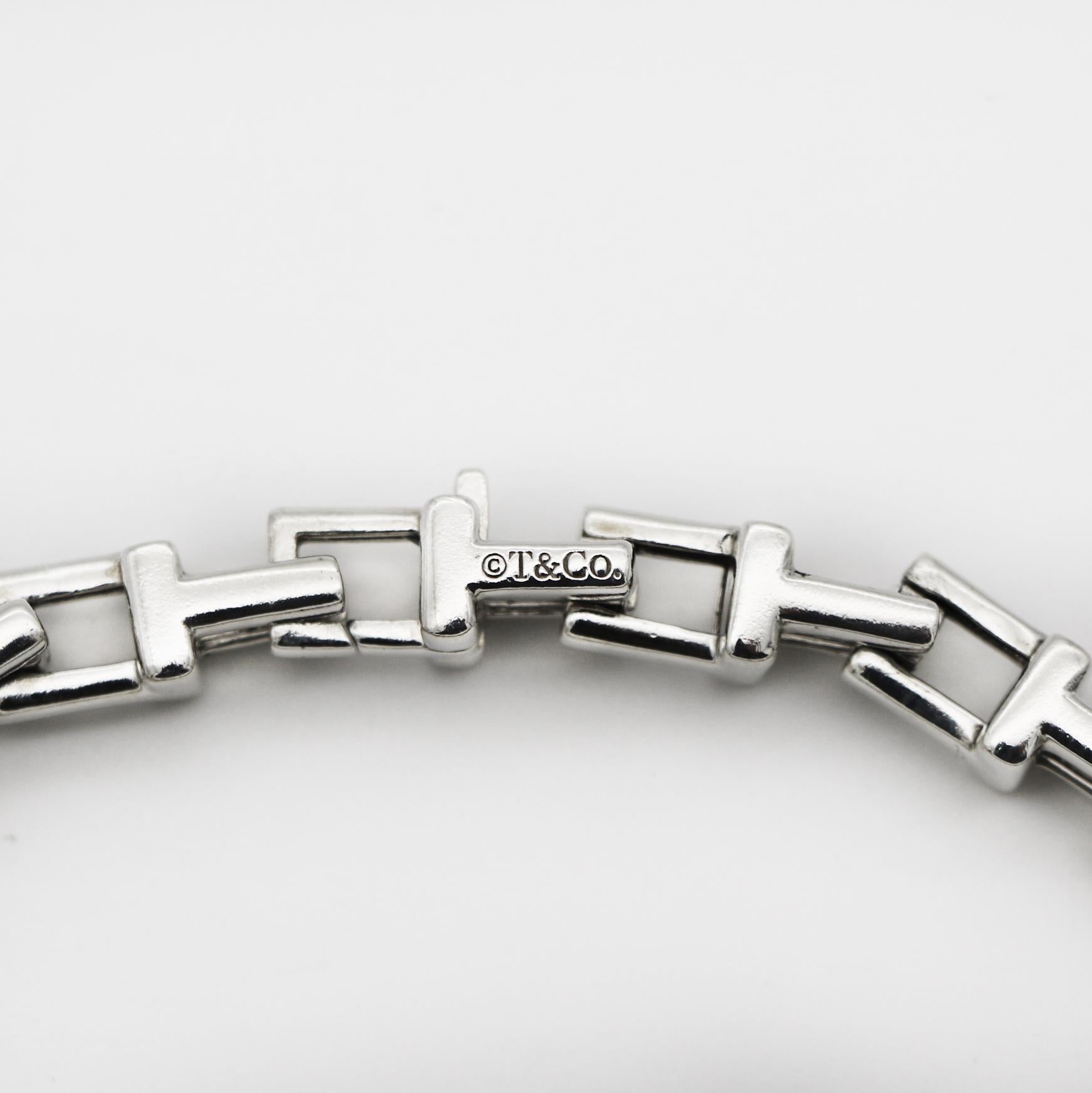 Donna Bracciale a catena a T in argento 925 di Tiffany & Co. in vendita