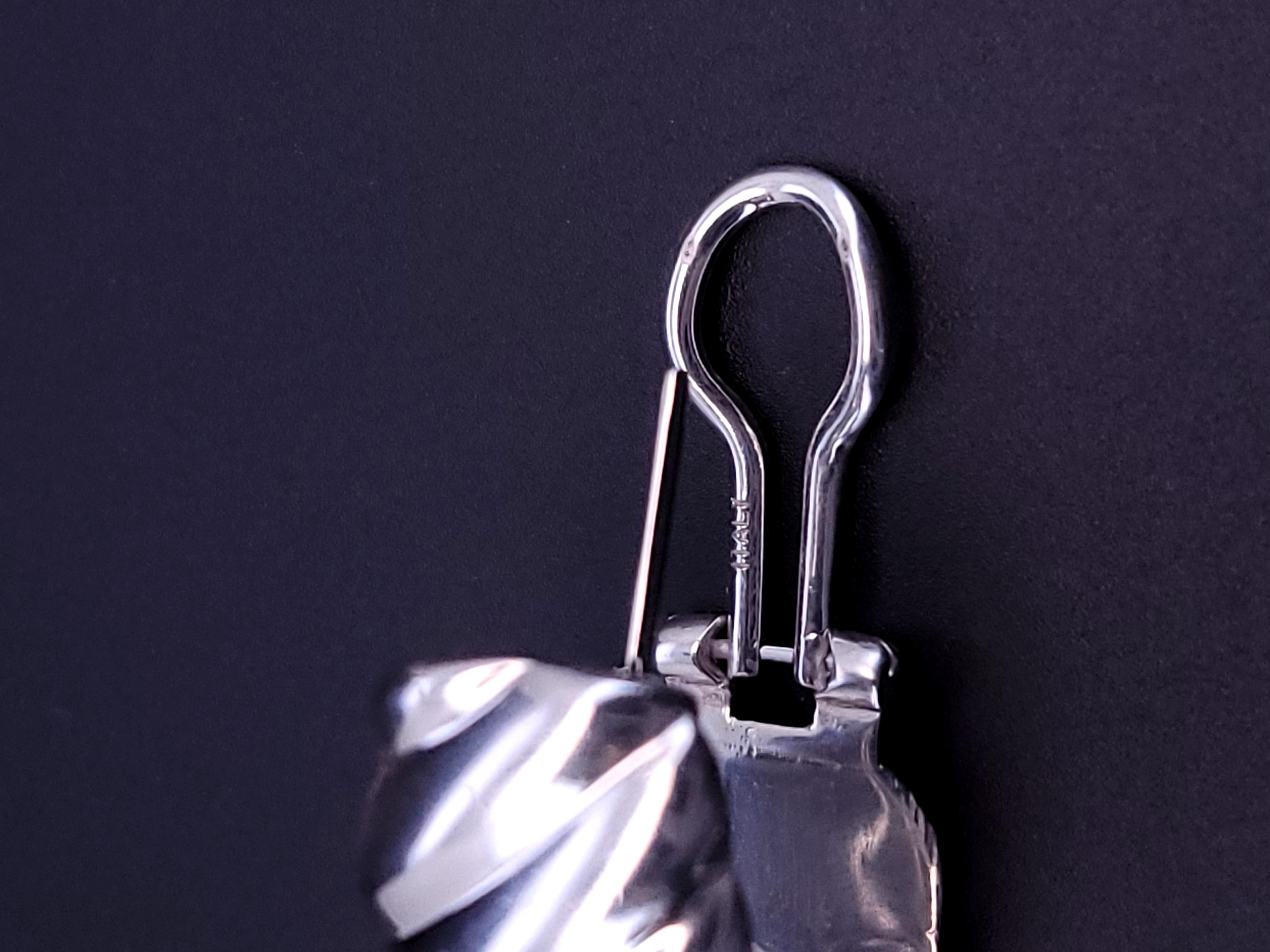 Tiffany & Co 925 Sterling Silver Vintage Earrings Puffed Shell  Omega Backs For Sale 3