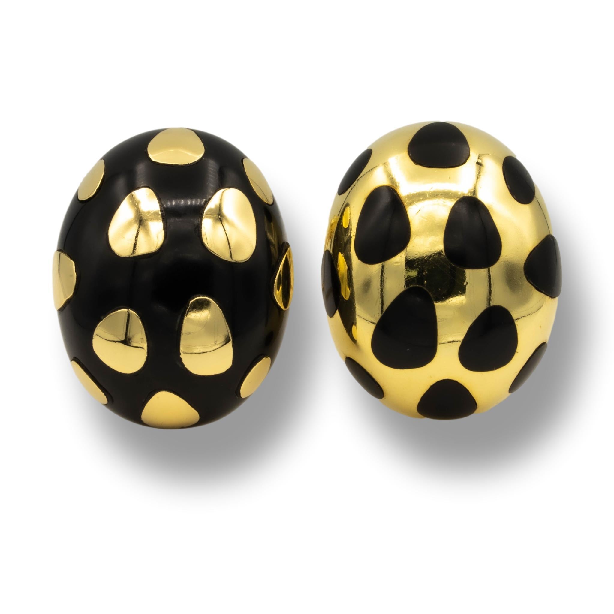 Tiffany & Co. Angela Cummings Positive + Negative - earrings finely crafted in 18 Karat Yellow Gold embellished with multiple free form carvings of natural black jade and gold inlaid into the surface of gold and black jade . These earrings are