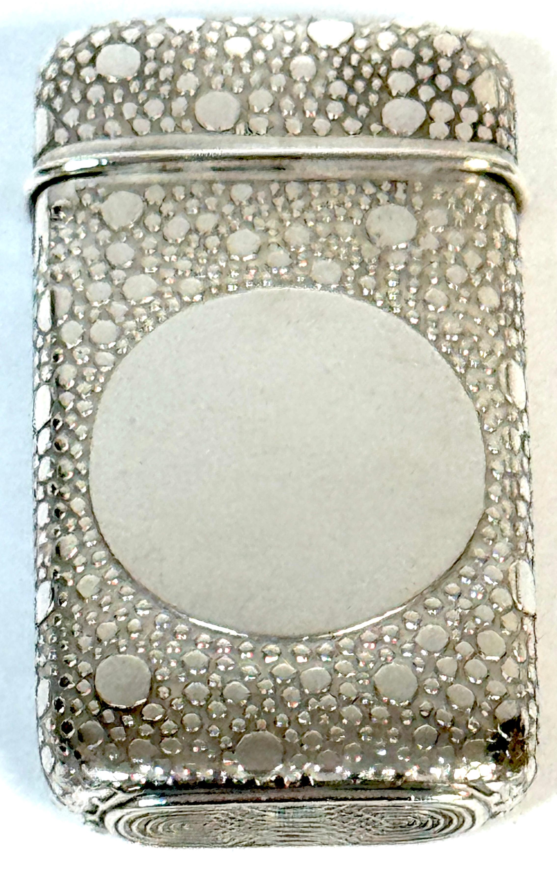 Estetismo Tiffany & Co. Aesthetic Movement Sterling  Abbinamenti sicuri con il modello Raindrop-Shagreen in vendita