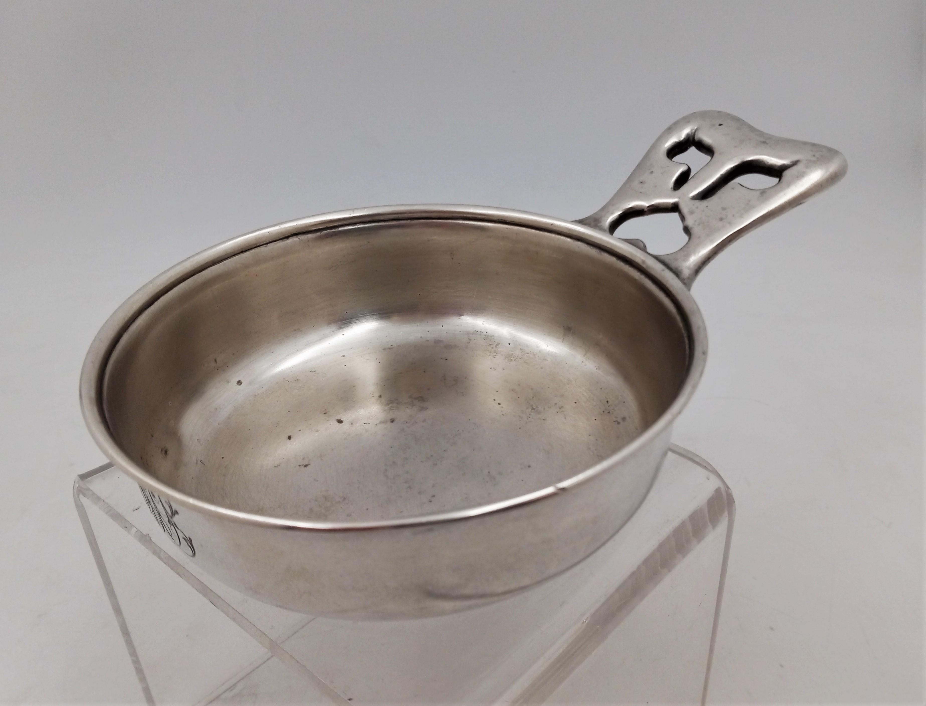 Tiffany & Co. Aesthetic Sterling Silver Porringer Dish, circa 1880s Serveware In Good Condition For Sale In New York, NY