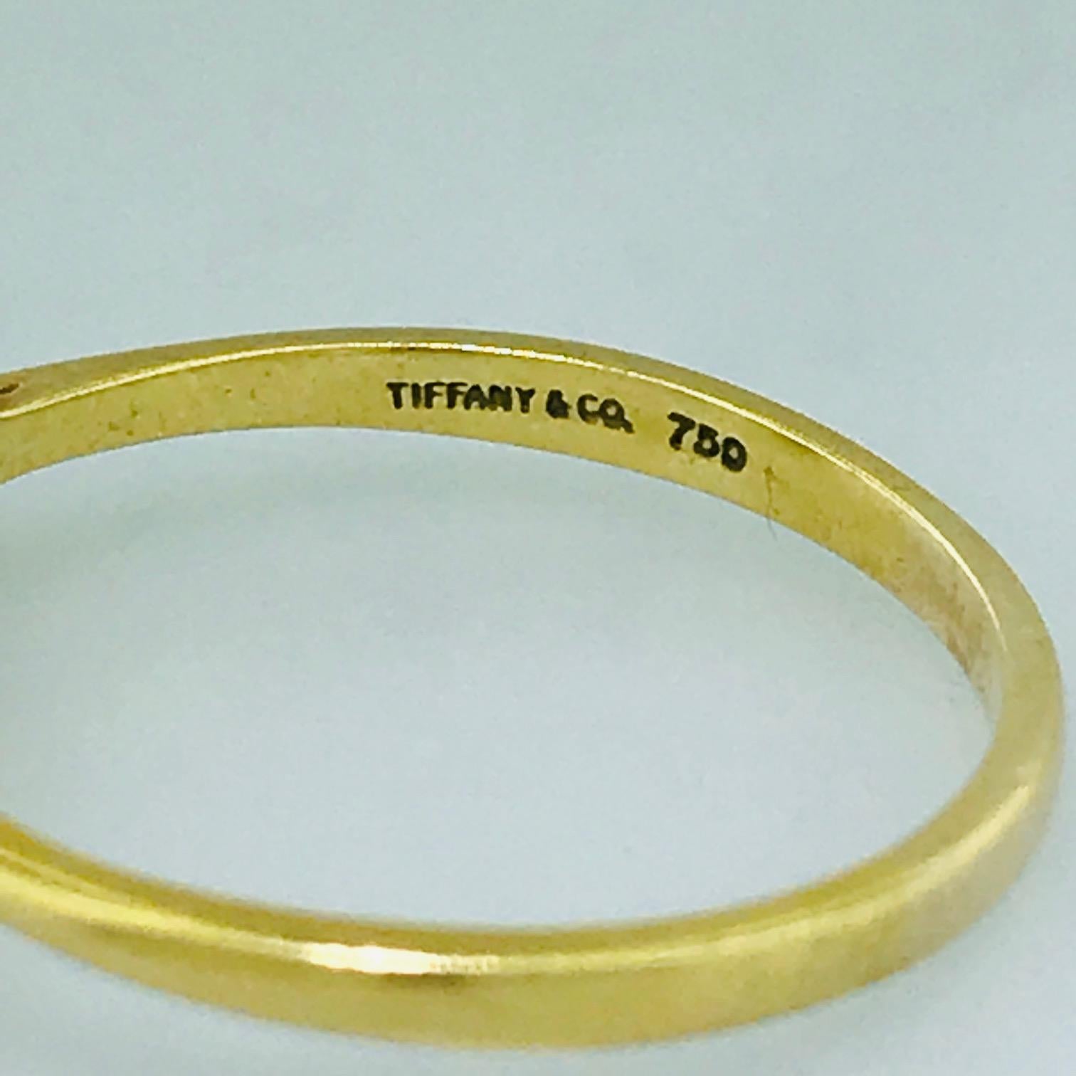 Tiffany & Co. Akoya Pearl and Diamond 18 Karat Gold Ring, Tiffany & Co. Original 1