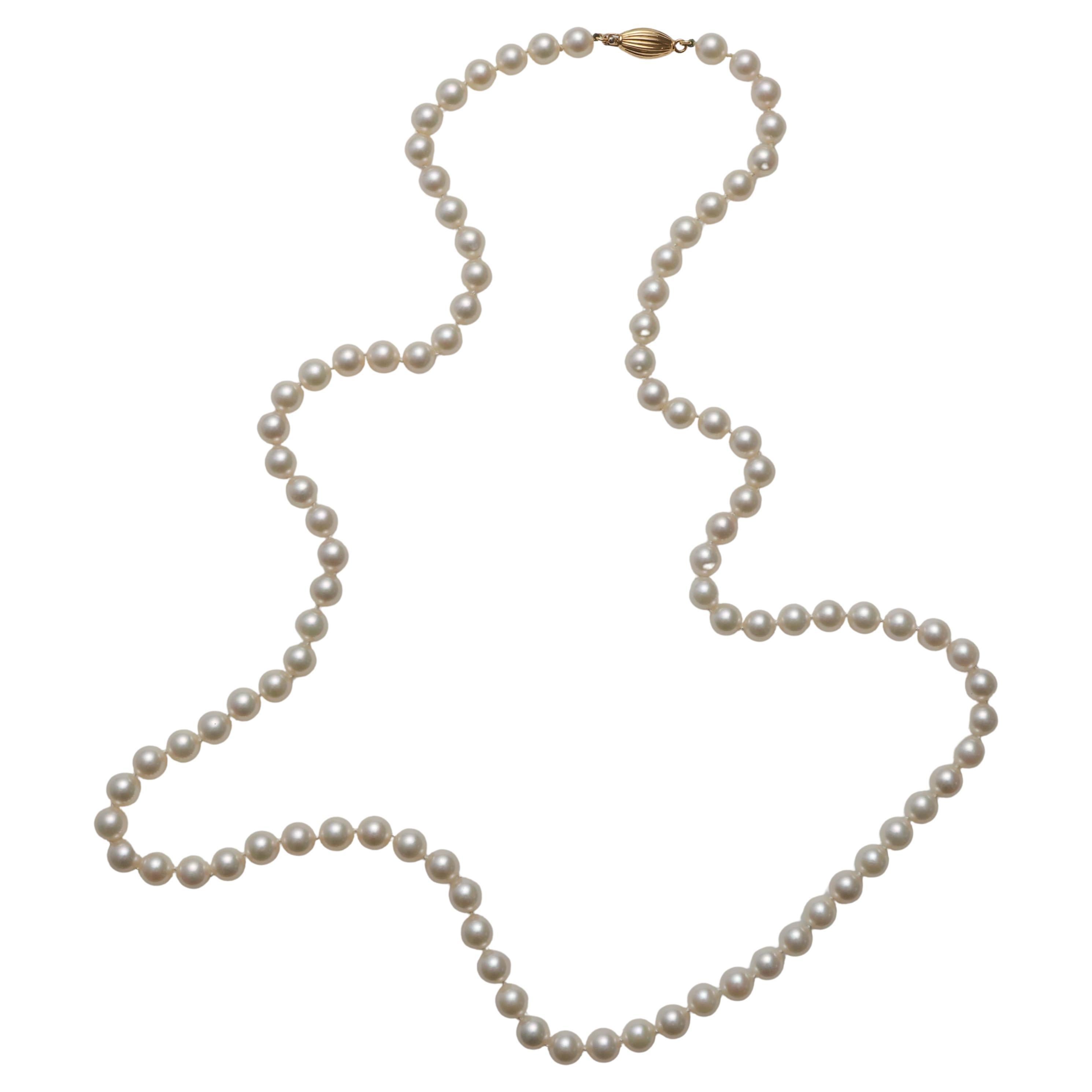 This Tiffany & Co. Akoya Pearl Necklace is a scarce treasure with complete original documentation, including the 1989 sales receipt and appraisal for $23,000 -over $56,000 in today's dollars.

The 36.5