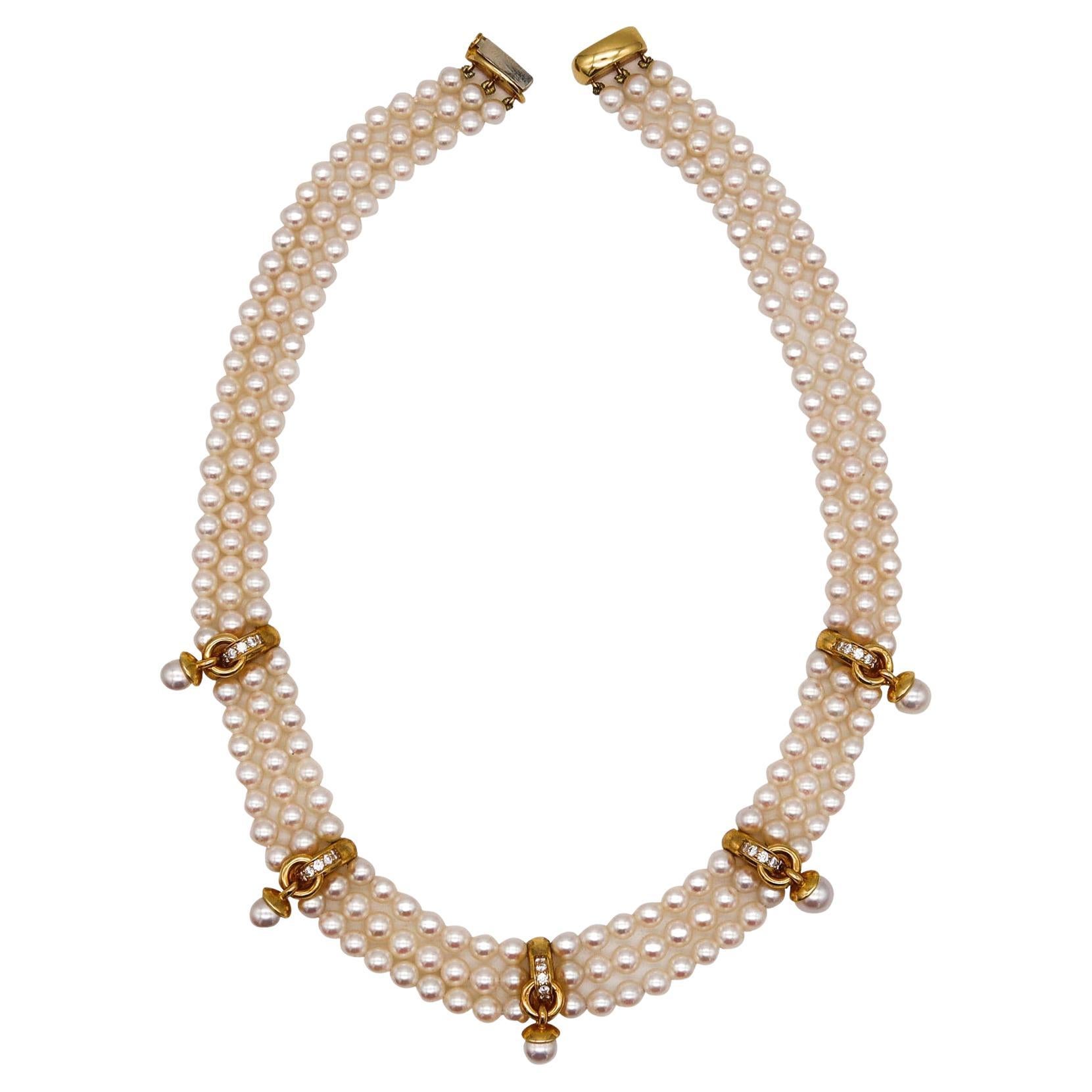 Tiffany & Co. Akoya Pearls Necklace in 18kt Yellow Gold with Vvs Diamonds For Sale