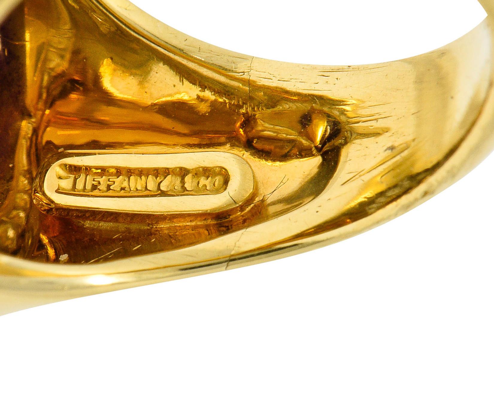Tiffany & Co. Amethyst Cabochon Diamond 18 Karat Gold Vintage Ring 2