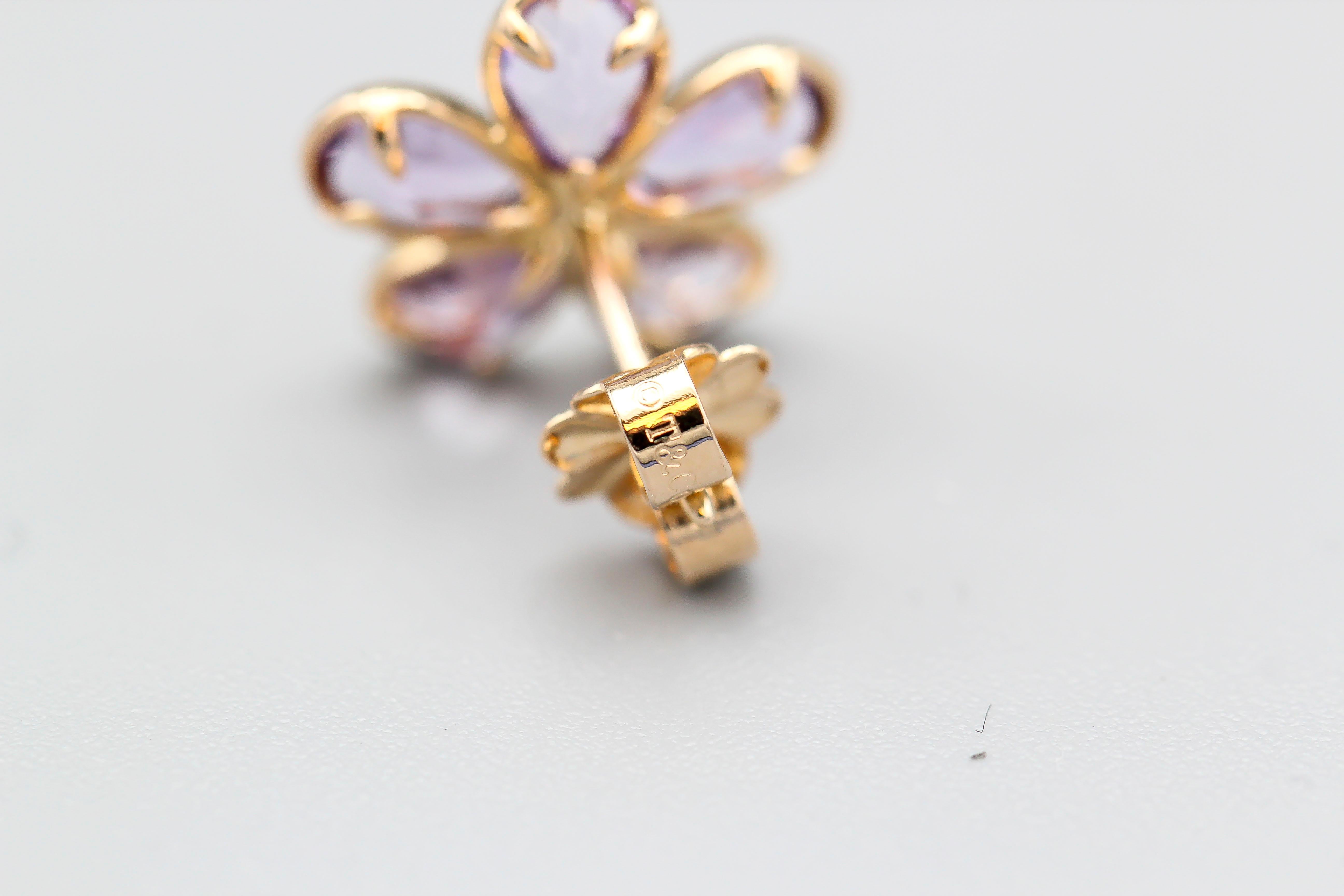 Tiffany & Co. Blumenohrringe mit Amethyst und Diamant aus 18 Karat Gold Damen im Angebot