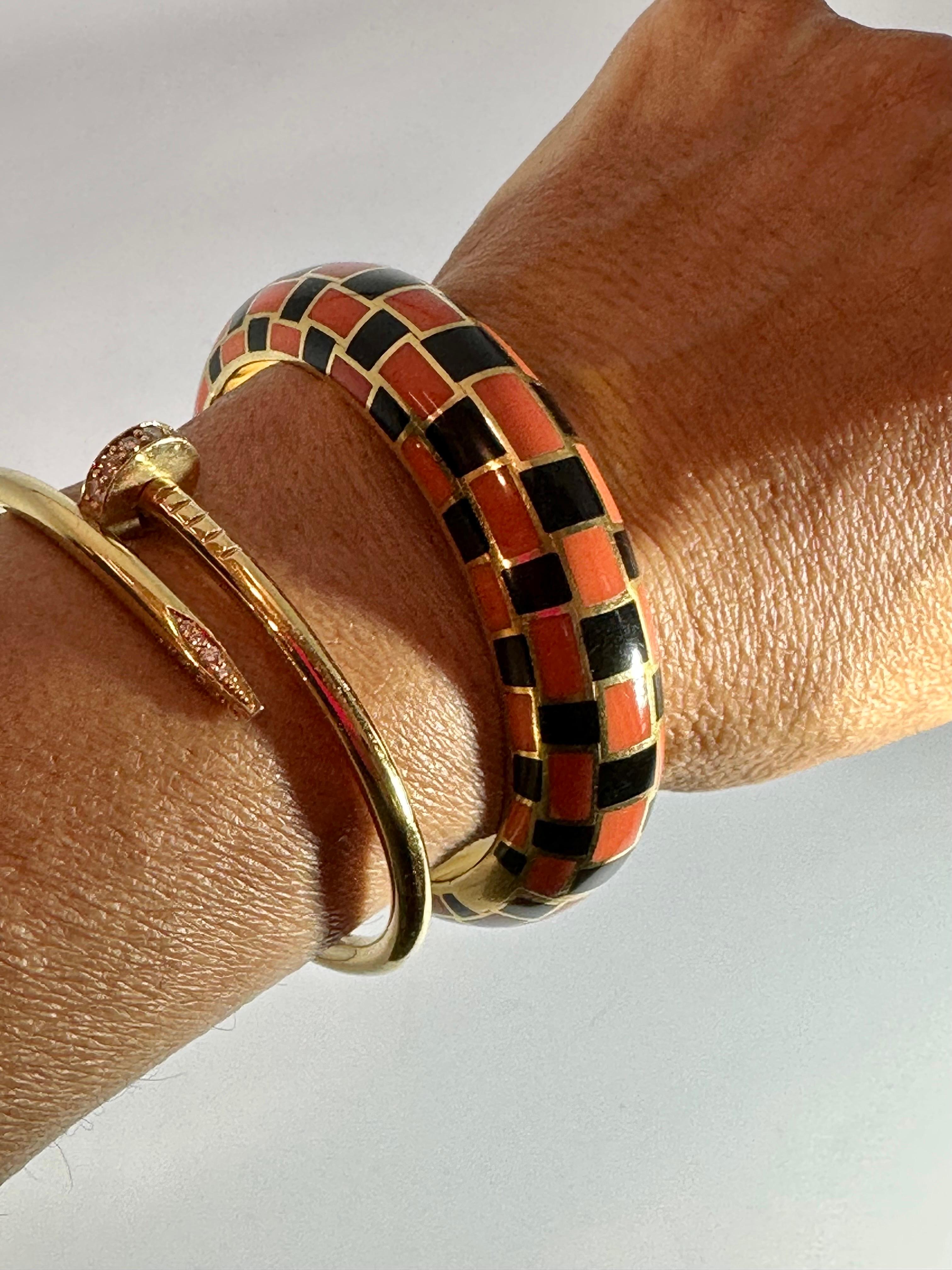 Tiffany & Co. Angela Cummings Inlaid Black Jade Coral 18k Gold Bangle + Earrings For Sale 7