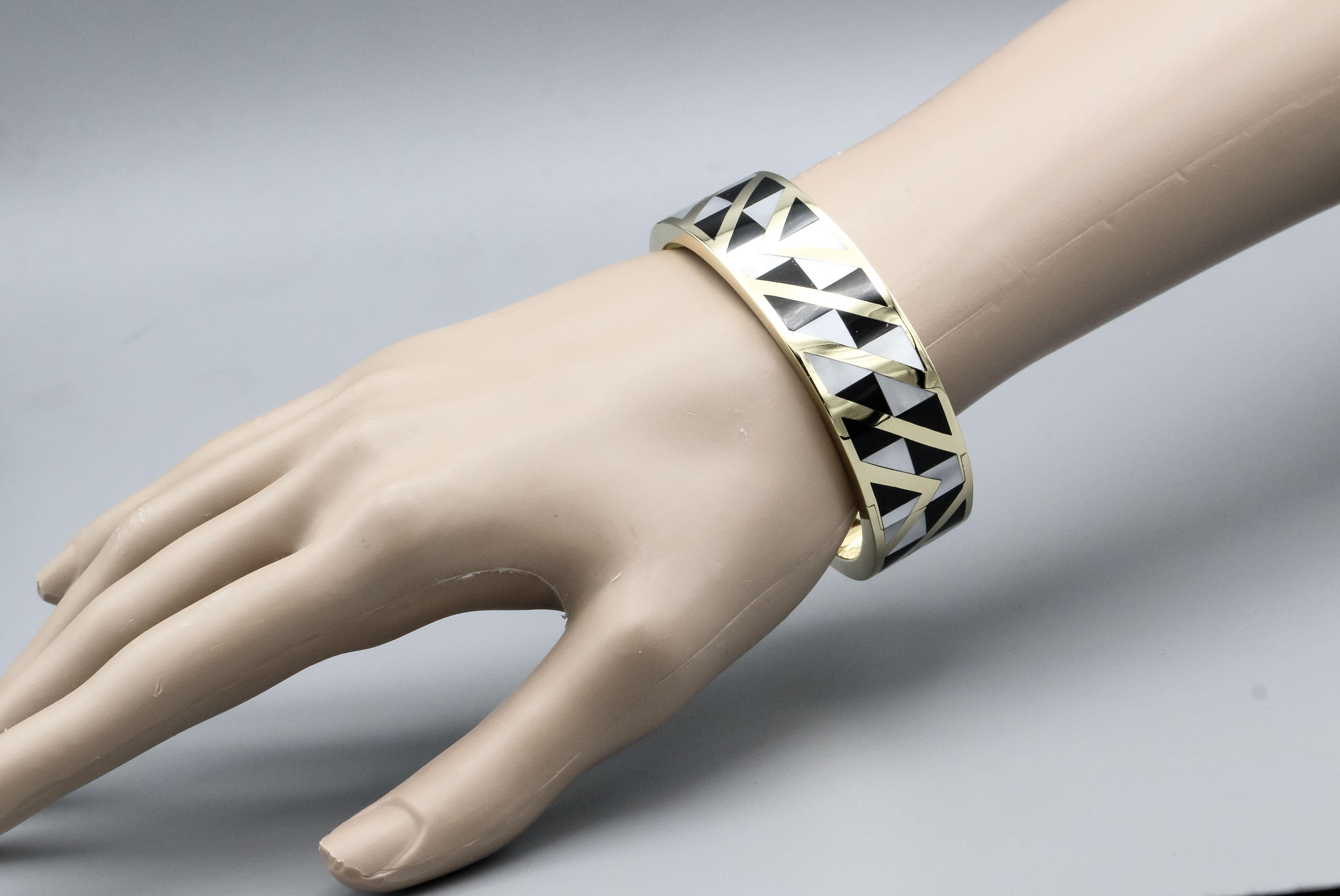 Tiffany & Co. Angela Cummings Inlaid Black Jade MOP 18k Gold Bangle Bracelet 4
