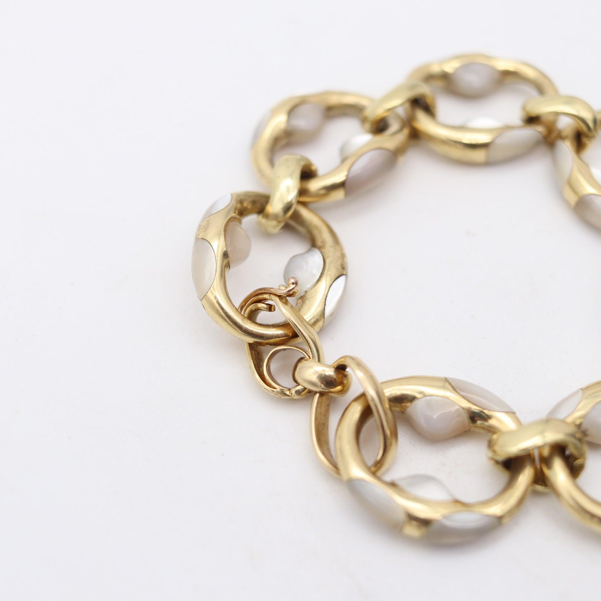 Women's TIFFANY & CO. Angela Cummings Modernist Bracelet In 18Kt Gold With Carved Nacre For Sale