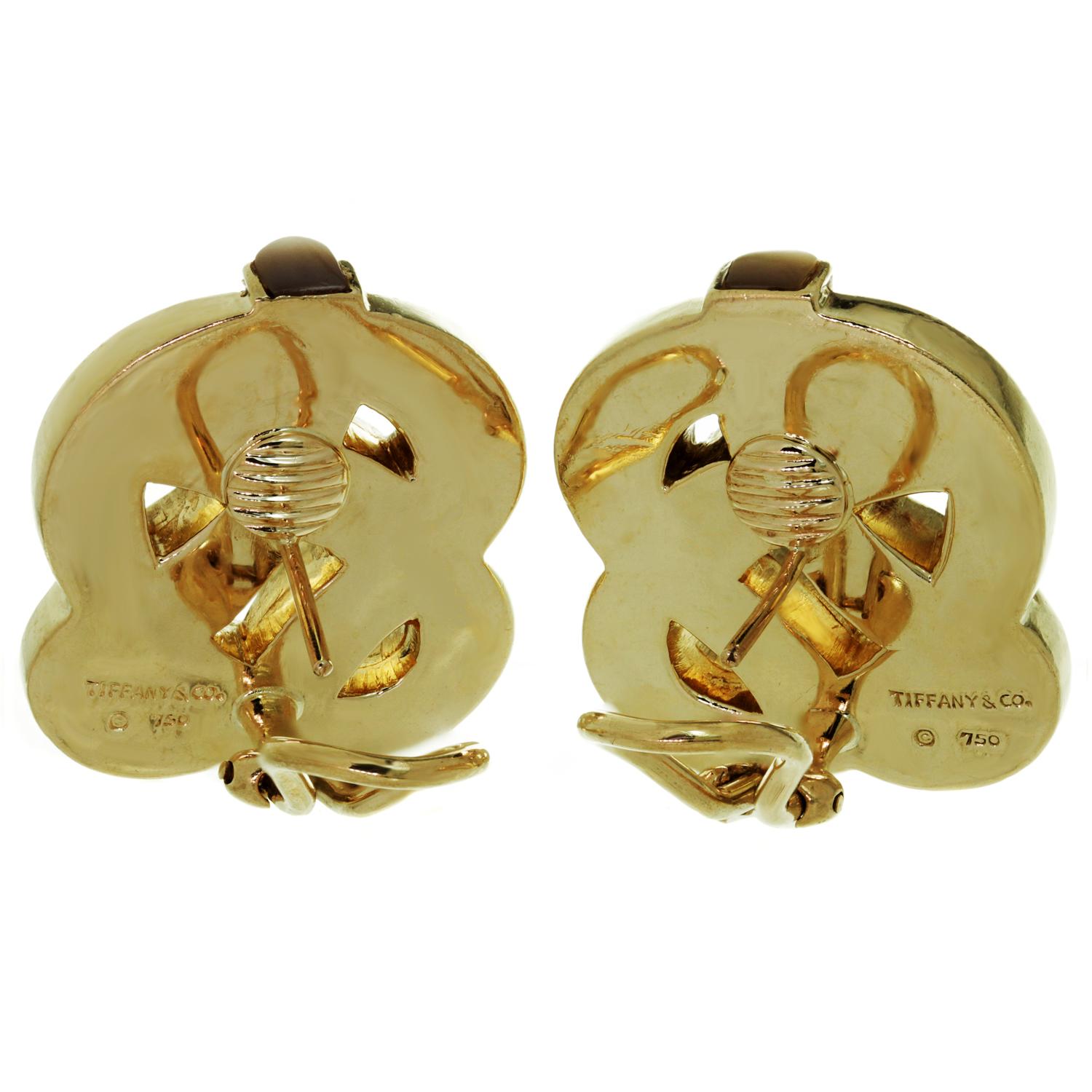 Tiffany & Co. Angela Cummings Mother-of-Pearl Yellow Gold Knot Earrings In Good Condition For Sale In New York, NY