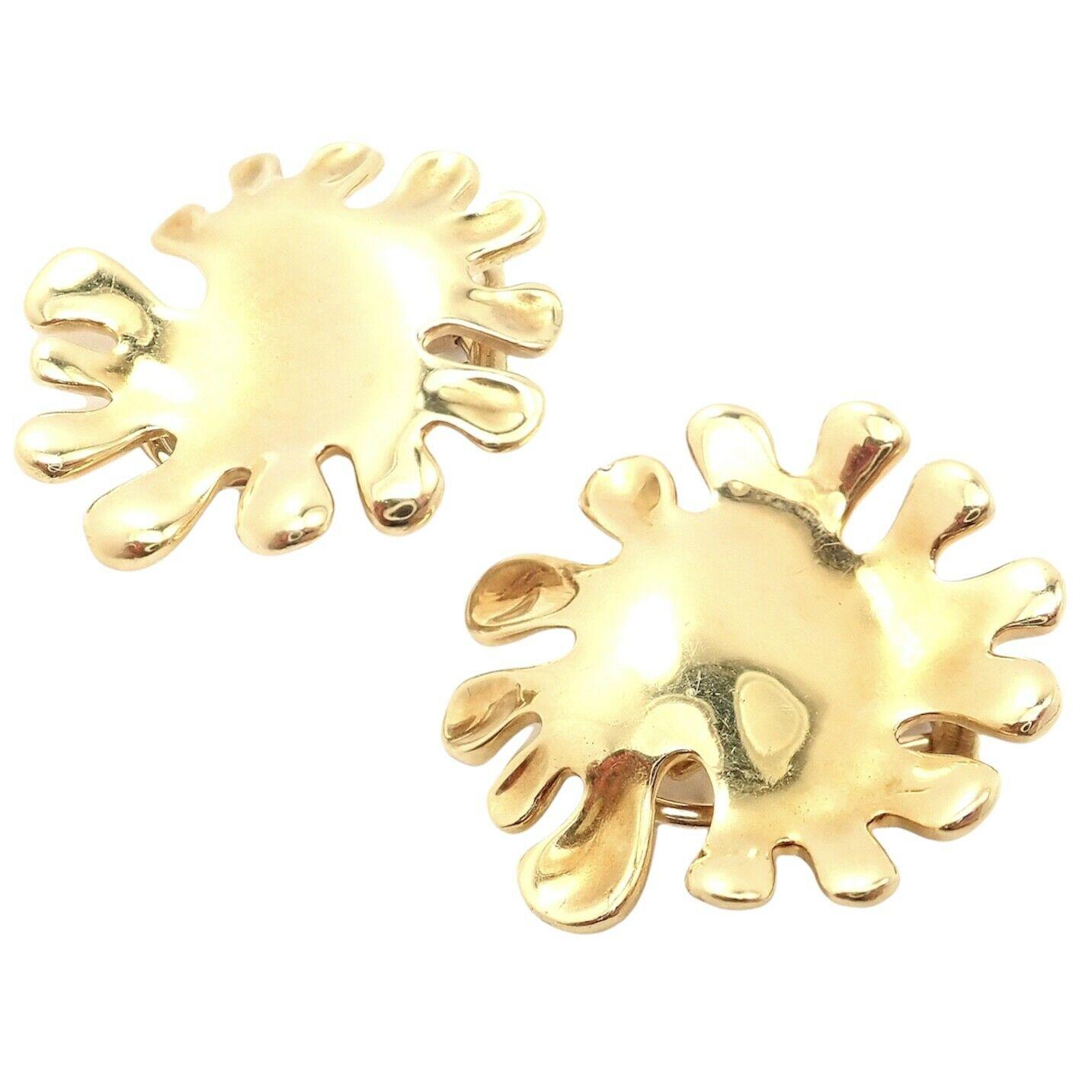 18k Gelbgold Nickelodeon Abstrakte Ohrringe von Angela Cummings für Tiffany & Co. 
Diese Ohrringe sind für nicht gepiercte Ohren, können aber durch Hinzufügen von Stiften umfunktioniert werden.
Einzelheiten: 
Abmessungen: 26mm x 25mm
Gewicht: 15