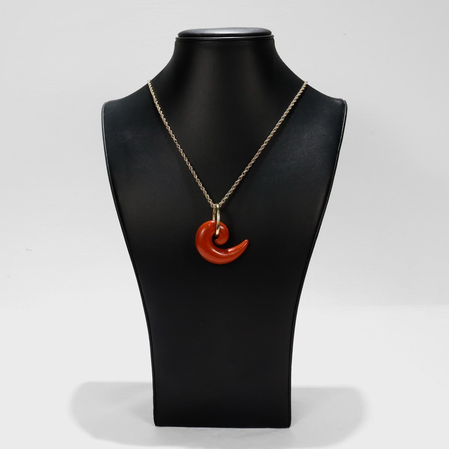 Tiffany & Co Angela Cummings Roter Jaspis-Komma-Anhänger für eine Halskette, 1970er Jahre 9