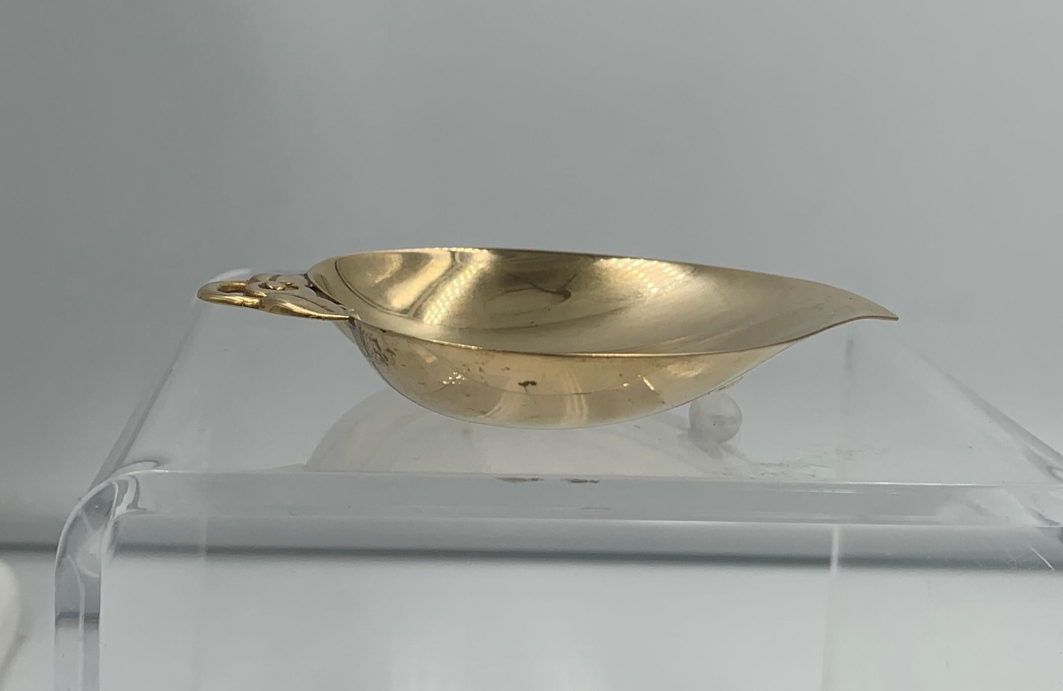 Women's Tiffany & Co. Antique 14 Karat Gold Bowl Circa 1920 Leaf Motif Rare