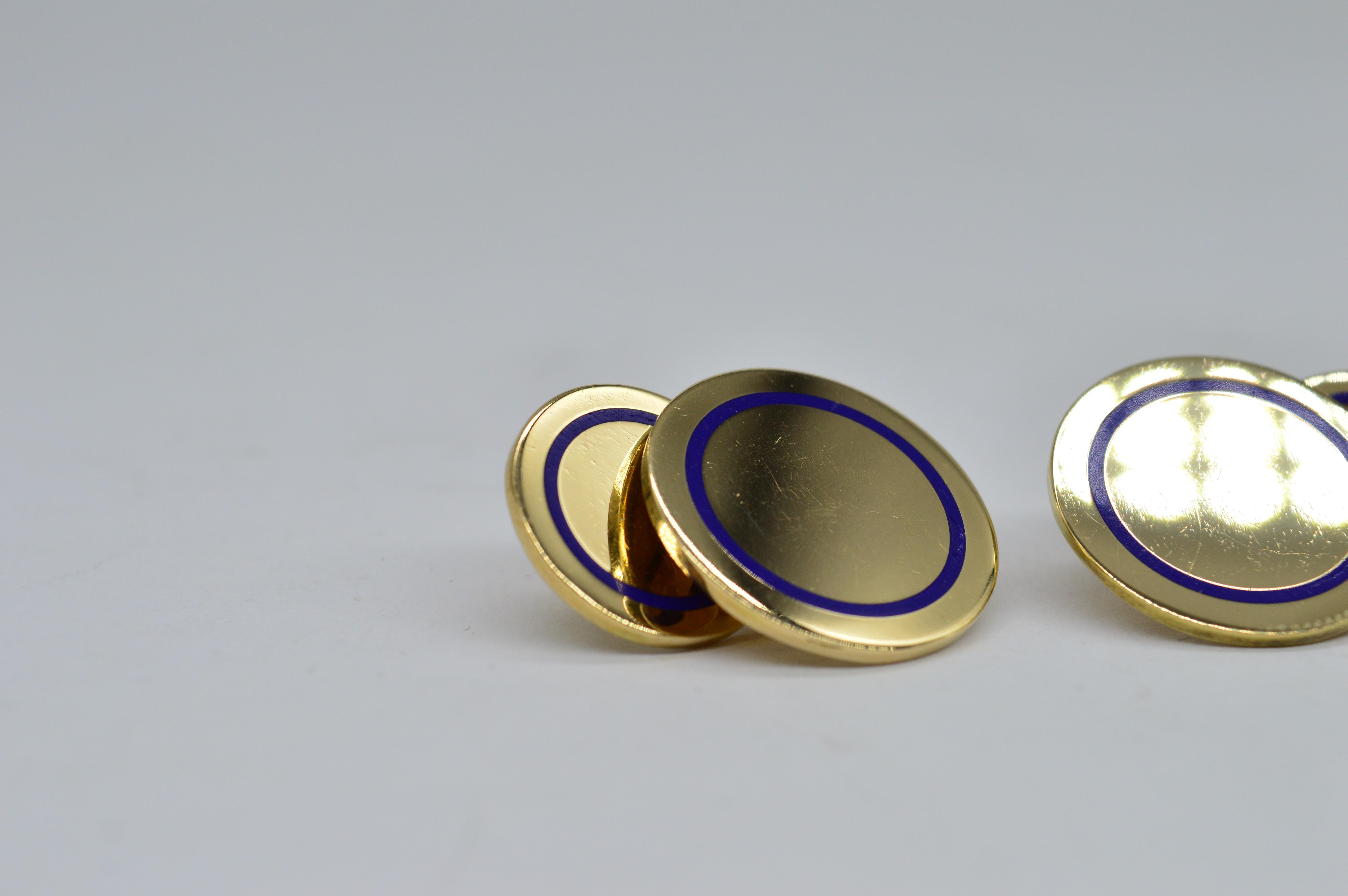 A set of 14ct yellow gold Blue enamel cufflinks made by Tiffany & co 

An antique set made in the USA in the 1920's

17.69g

We have sold to the set of Hit shows like Peaky Blinders and Outlander as well as to Buckingham Palace so our items are