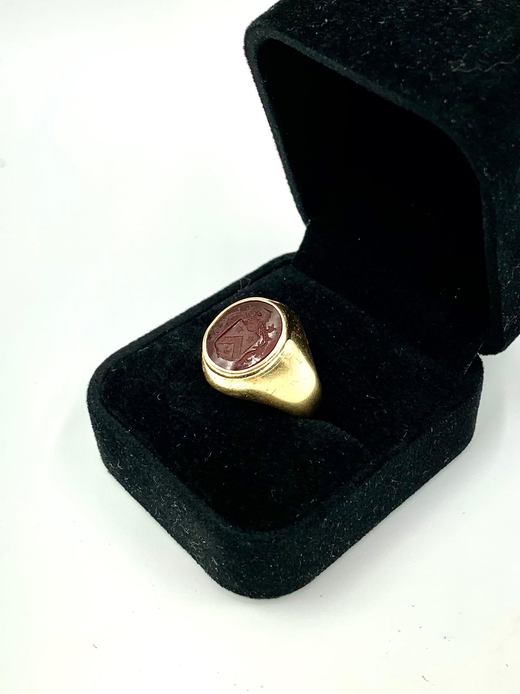 Tiffany & Co. Antique 14K Yellow Gold Carnelian Intaglio Crest Signet Ring For Sale 2