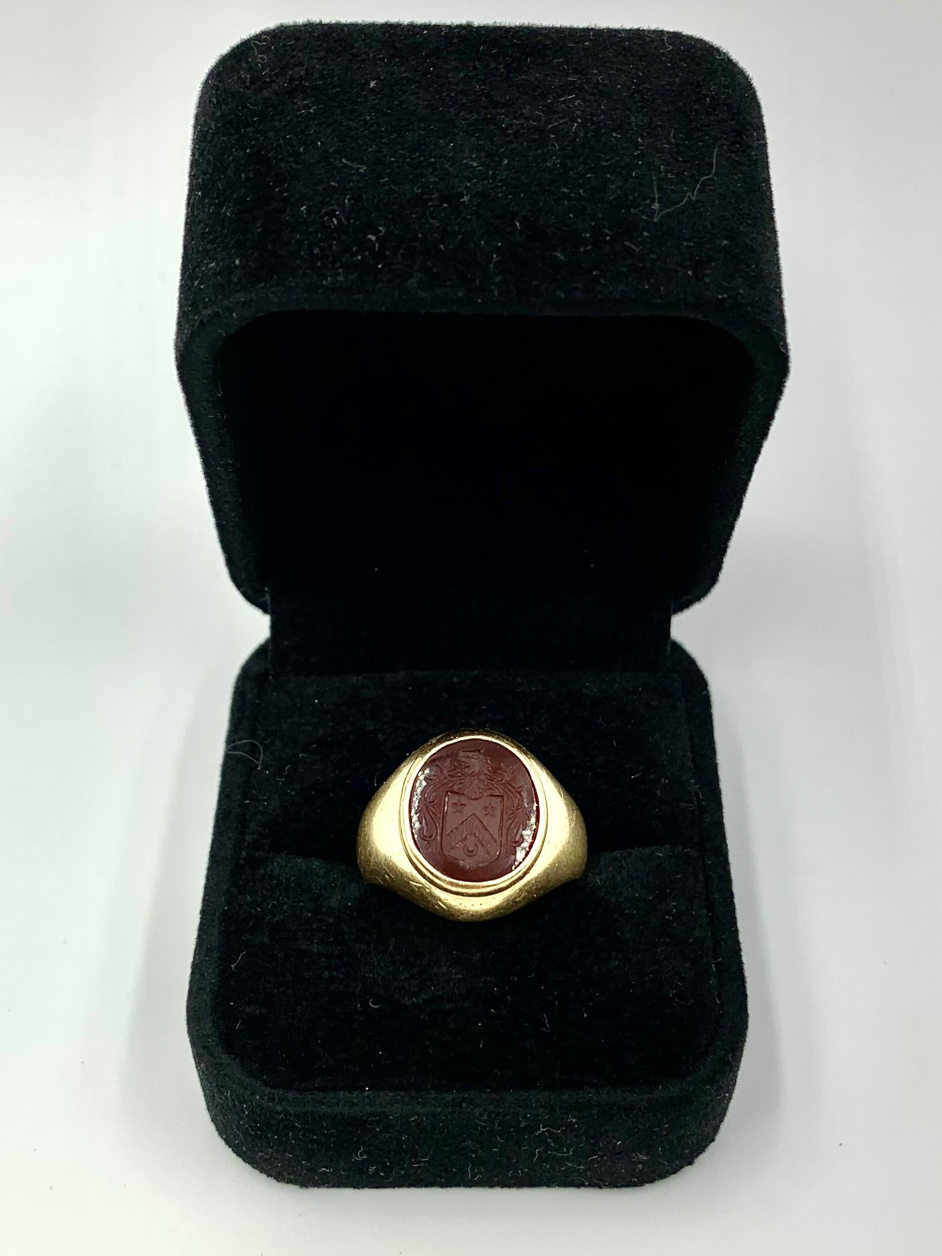 Women's or Men's Tiffany & Co. Antique 14K Yellow Gold Carnelian Intaglio Crest Signet Ring For Sale