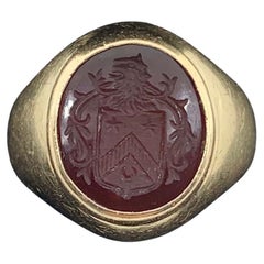 Tiffany & Co. Vintage 14K Yellow Gold Carnelian Intaglio Crest Signet Ring