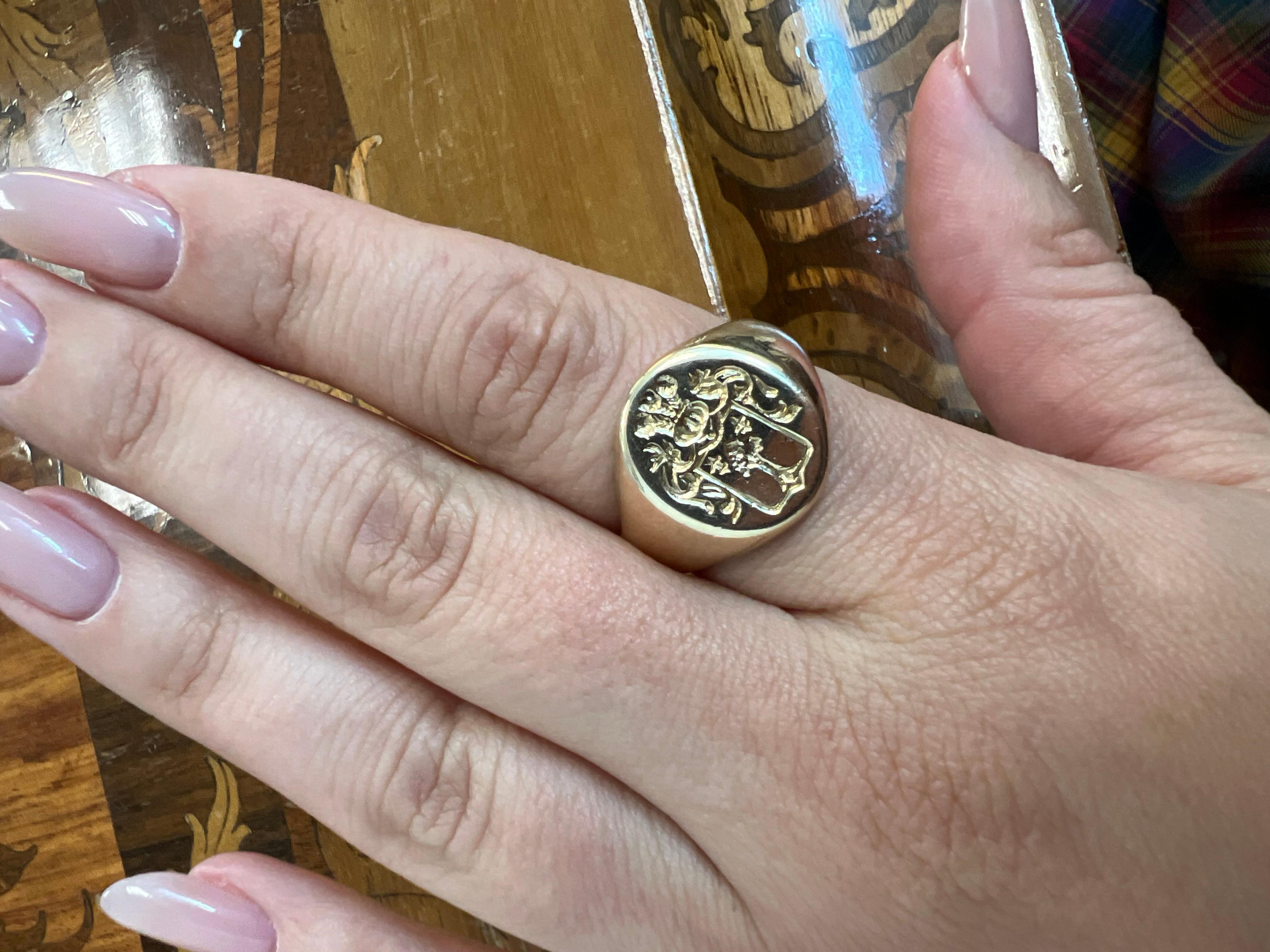 Women's or Men's TIFFANY & CO. Antique 14k Yellow Gold Crest Signet Ring Rare