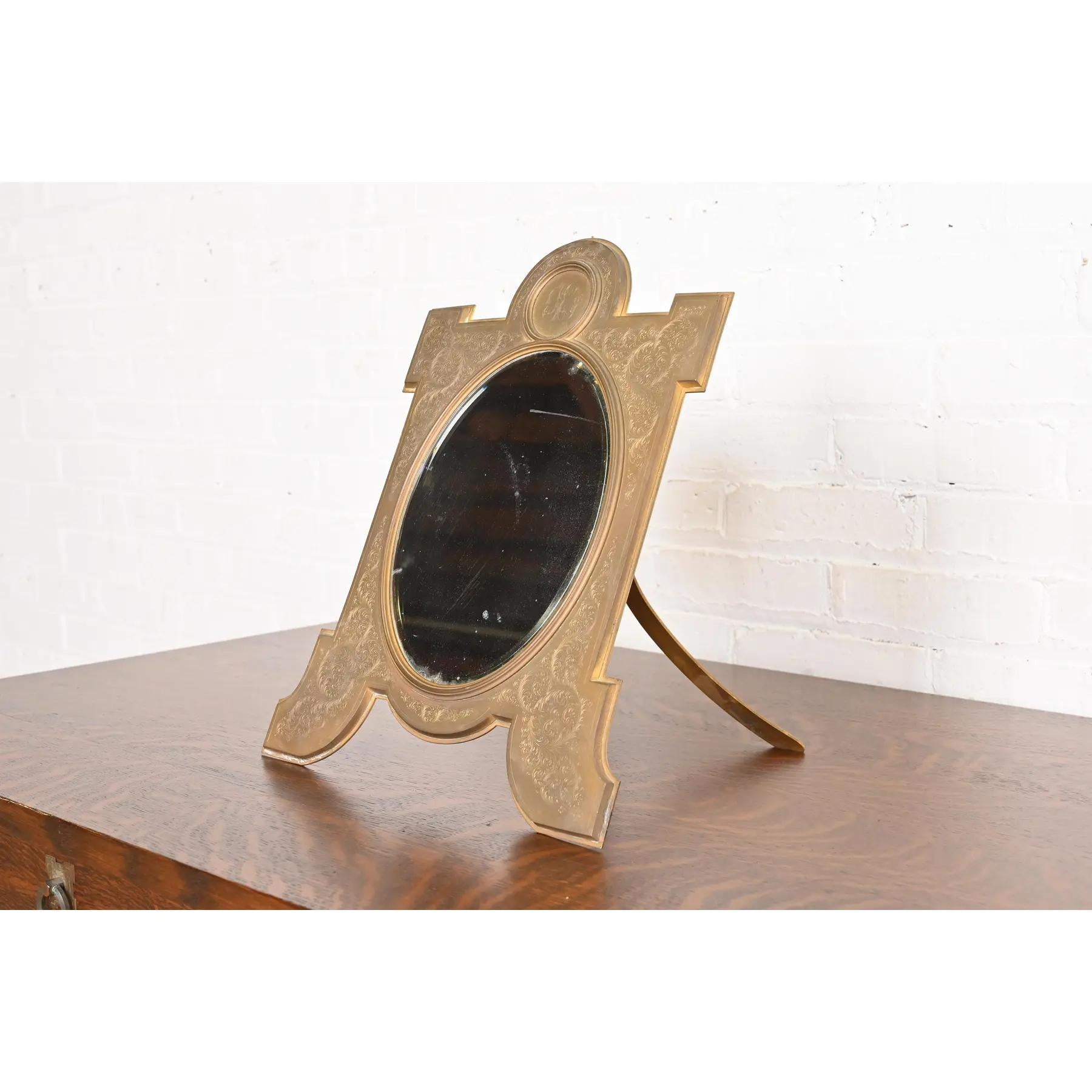 Américain Tiffany & Co. Miroir de table Art déco ancien en bronze en vente