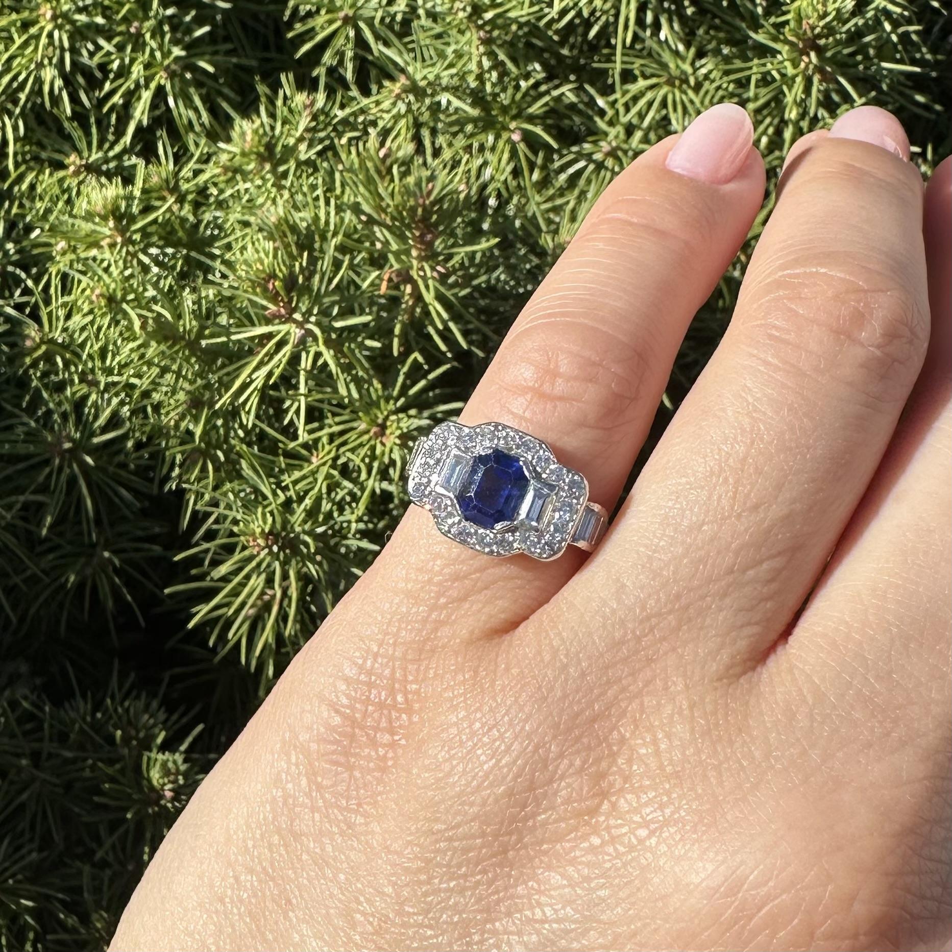 Tiffany & Co. Antico anello in platino Art Deco Royal Blue No Heat con zaffiro e diamante in vendita 4