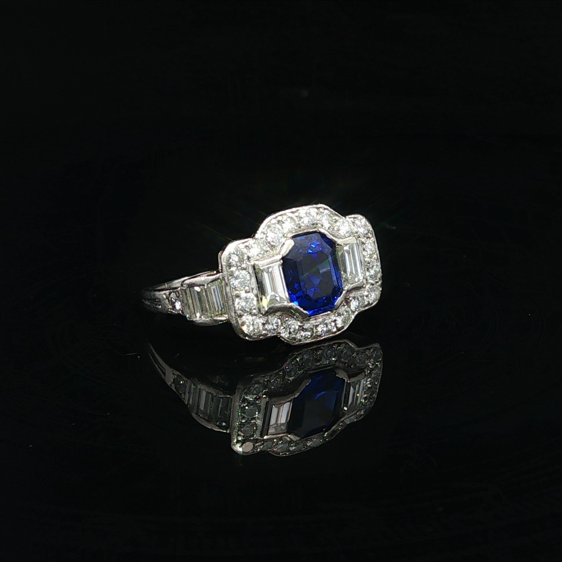 Tiffany & Co. Antico anello in platino Art Deco Royal Blue No Heat con zaffiro e diamante in vendita 9