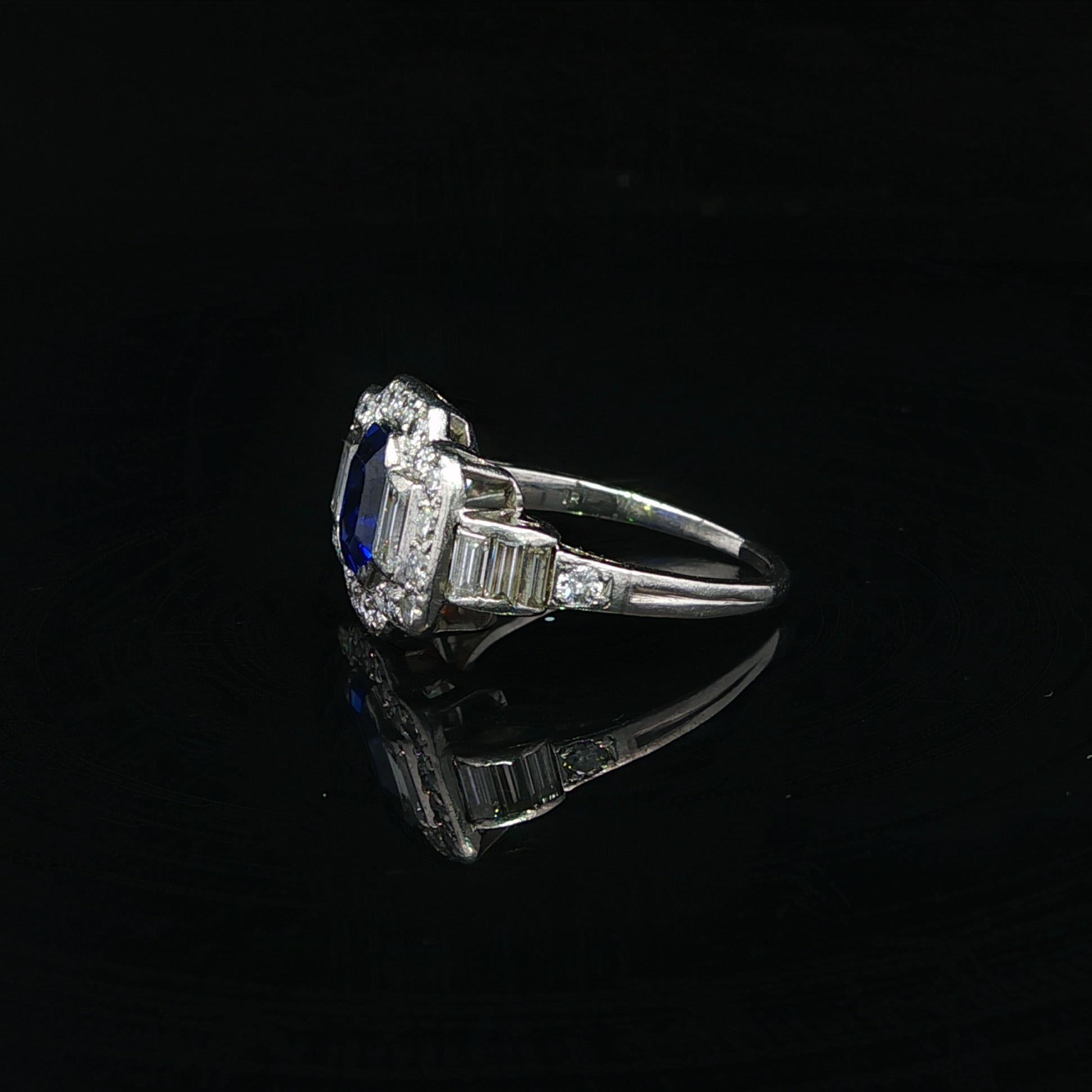 Tiffany & Co. Antico anello in platino Art Deco Royal Blue No Heat con zaffiro e diamante in vendita 12