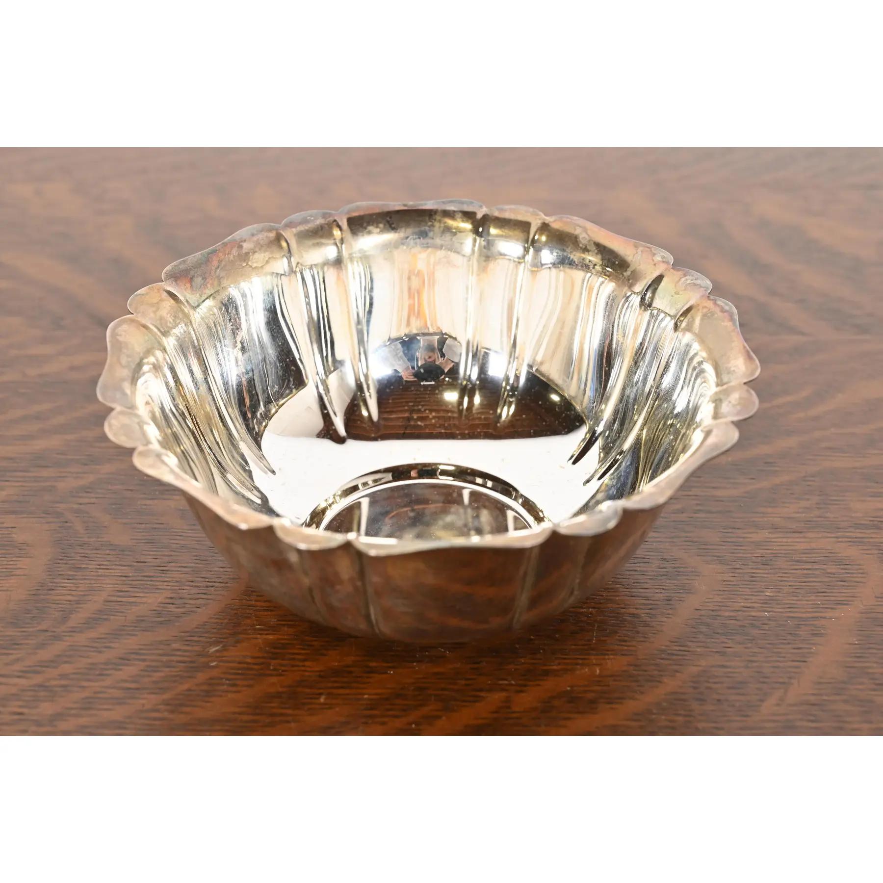 Art déco Tiffany & Co. Bol antique en métal argenté Art Deco en vente