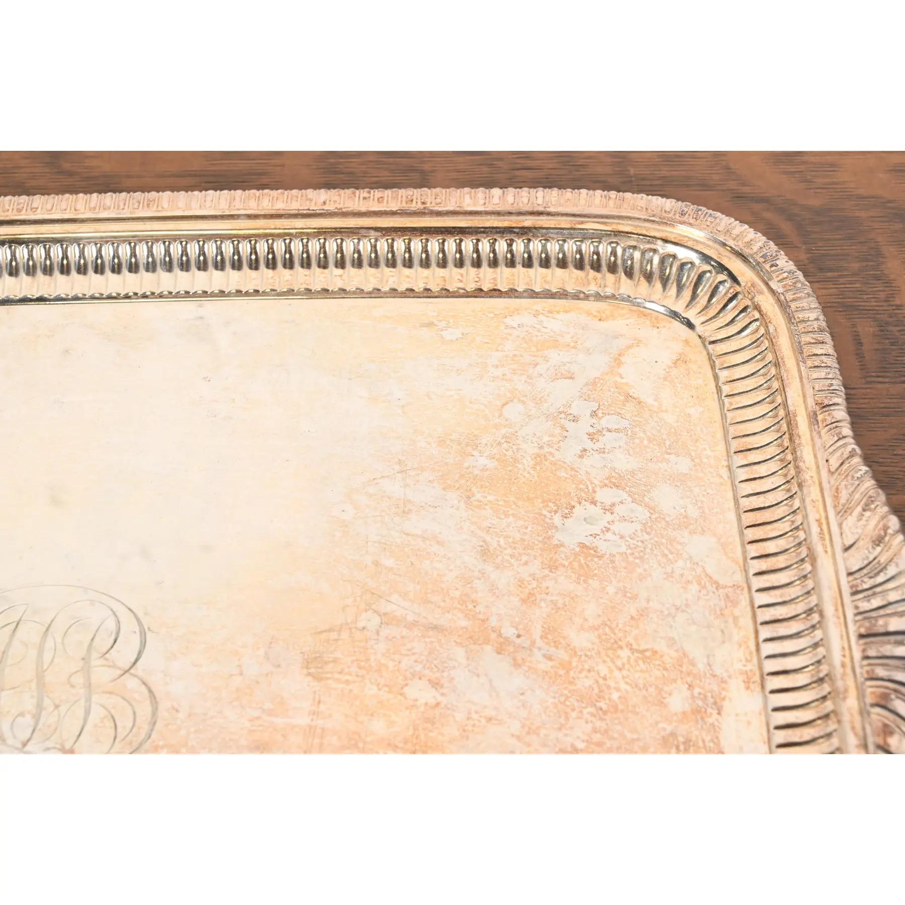 Tiffany & Co. Antico vassoio da portata in silverplate Art Deco in vendita 1