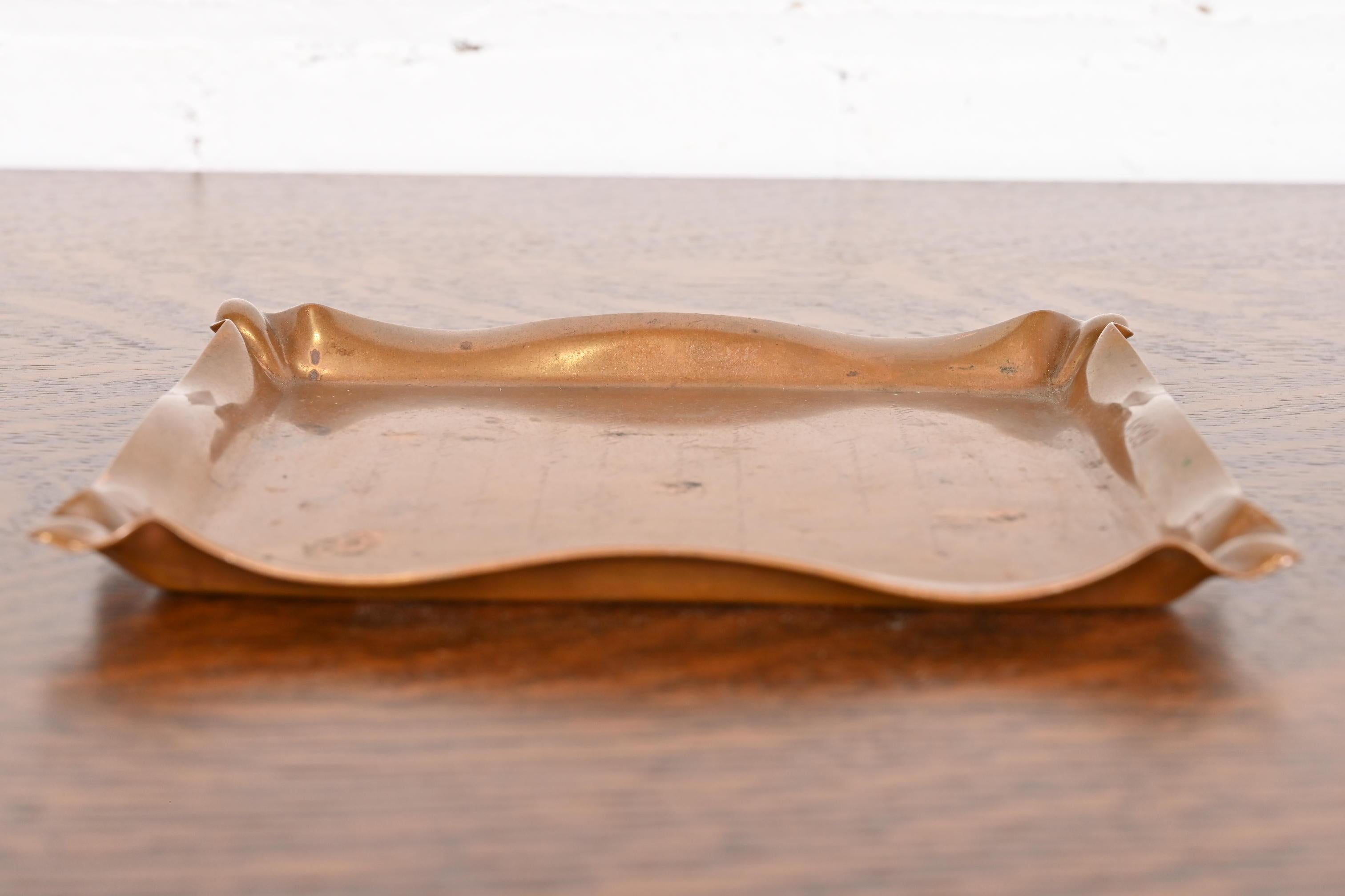 Tiffany & Co. Cenicero de bronce Art Nouveau antiguo, 1899 Estadounidense en venta