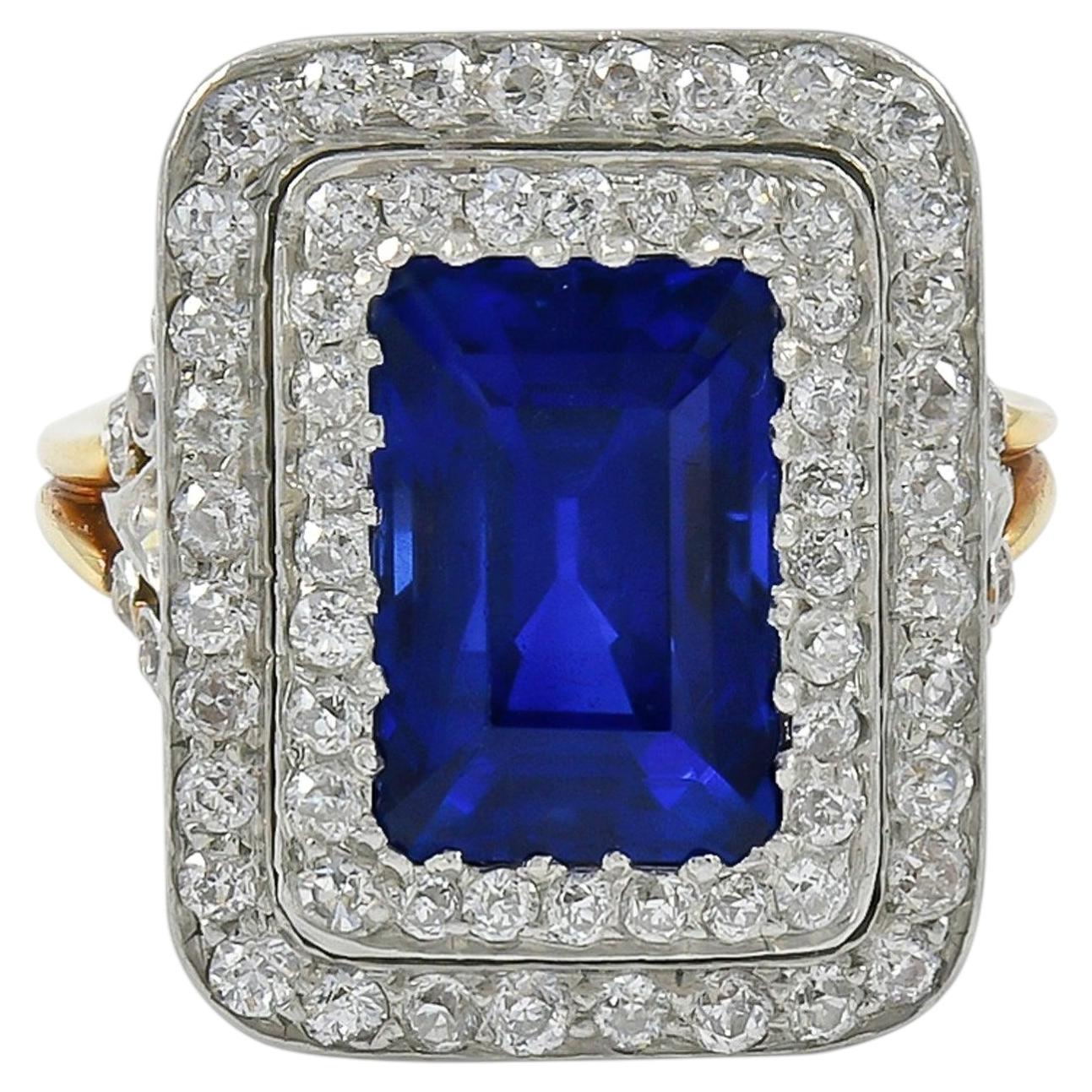 Tiffany & Co. Antico della Belle Époque, 7,0 ct. Anello di fidanzamento con zaffiro e diamanti in vendita
