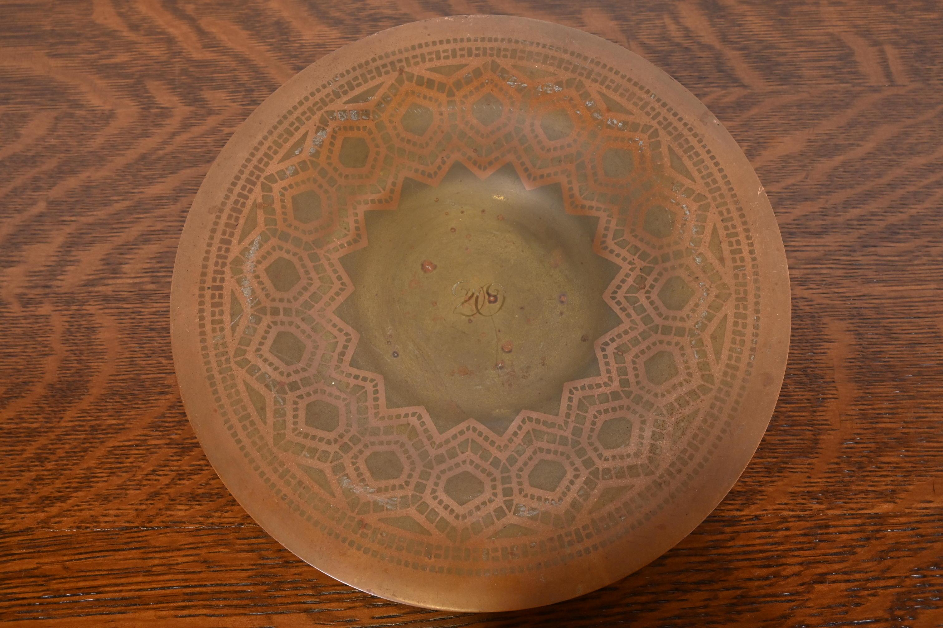 Tiffany & Co. Antike Dekoschale aus Bronze in Form einer Dekoschale, um 1900 im Zustand „Gut“ im Angebot in South Bend, IN
