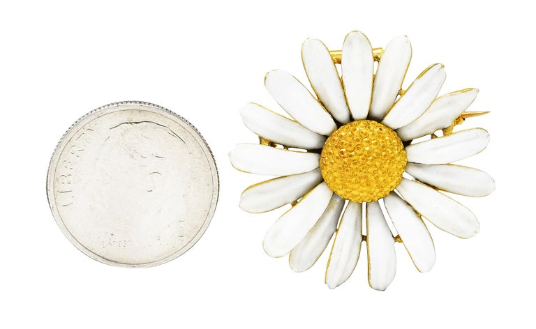 Tiffany & Co. Antique Enamel 18 Karat Yellow Gold Daisy Pendant Brooch For Sale 3