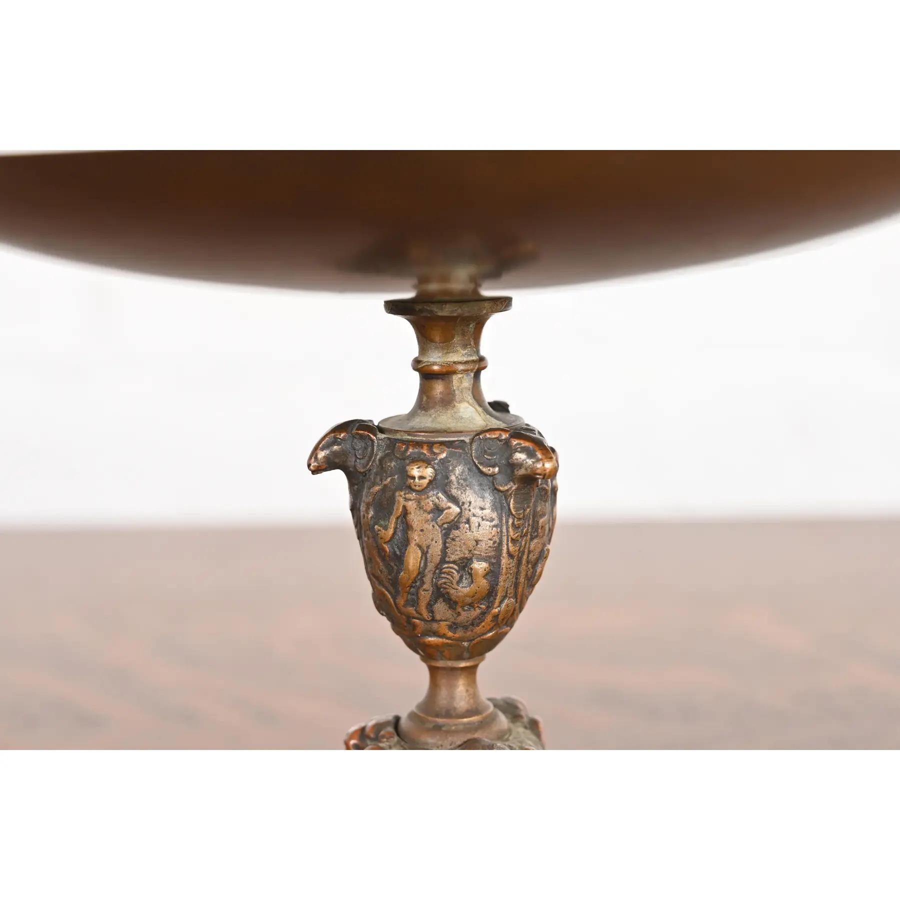 XX secolo Tiffany & Co. Antico piatto da portata o tazza neoclassica in bronzo in vendita