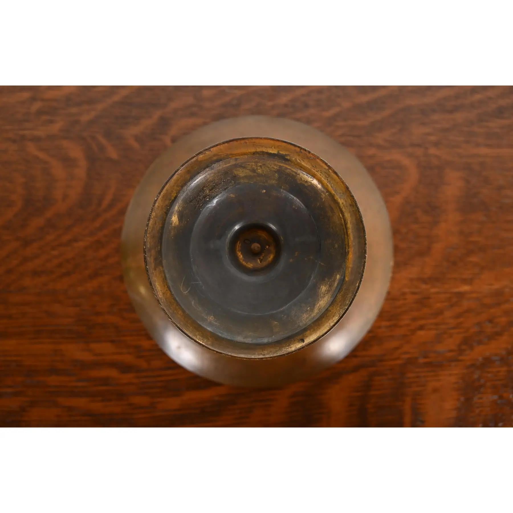 Tiffany & Co. Antico piatto da portata o tazza neoclassica in bronzo in vendita 2