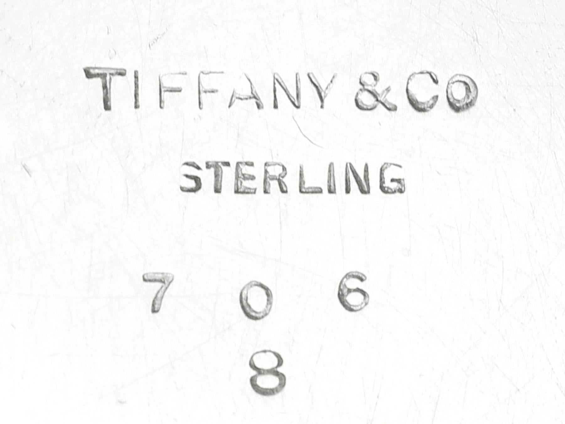 Antikes Paar amerikanischer Sterlingsilber-Keramik-Pfefferstreuer von Tiffany & Co. im Angebot 1
