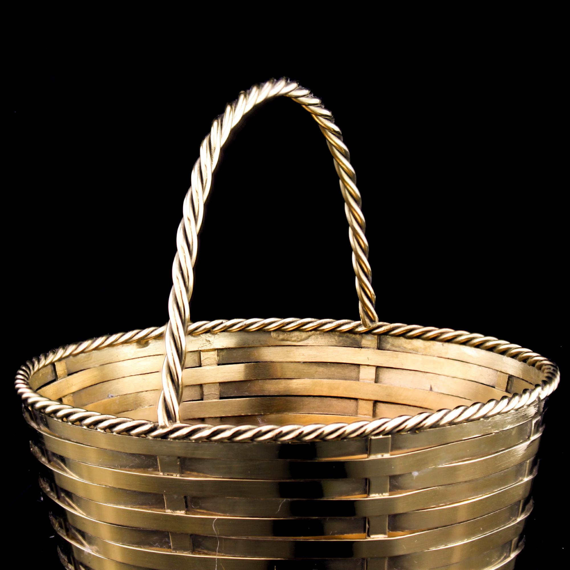 Tiffany & Co Antique Silver Gilt Basket, Early 20th Century For Sale 2
