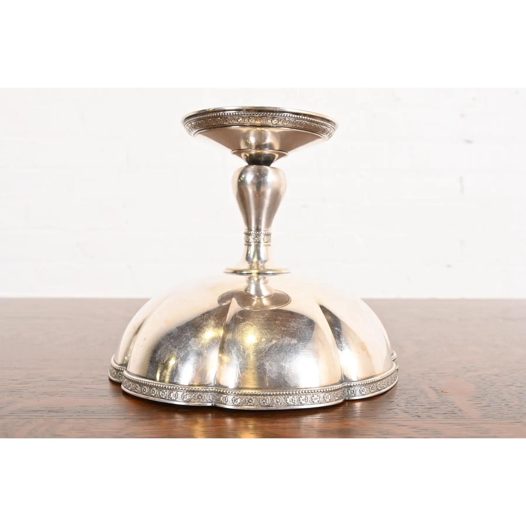 Tiffany & Co. Frutero de pedestal o centro de plata antigua en Bueno estado para la venta en South Bend, IN