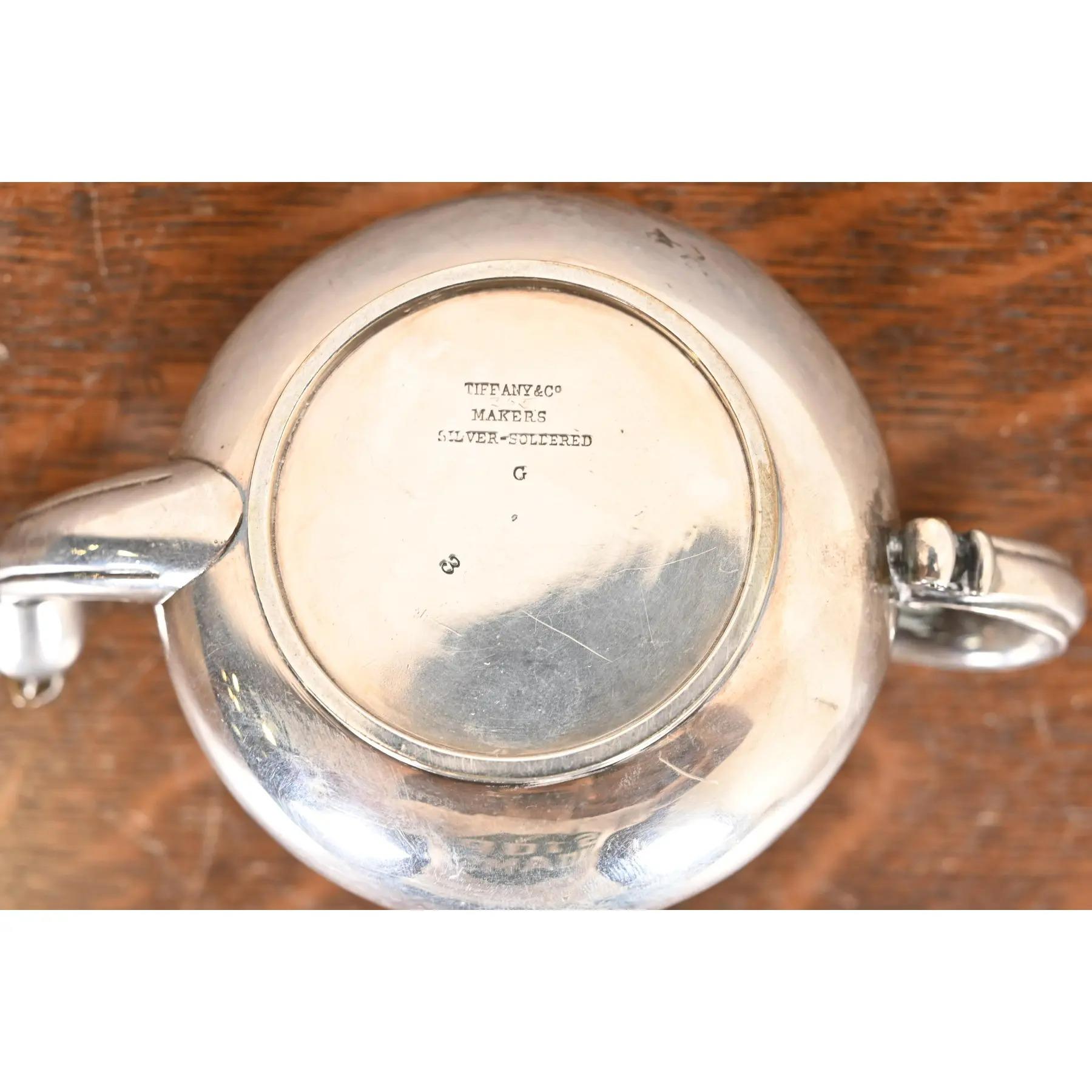 Tiffany & Co. Antico accendisigari da tavolo in silverplate Aladdin Lamp Form Light in vendita 6
