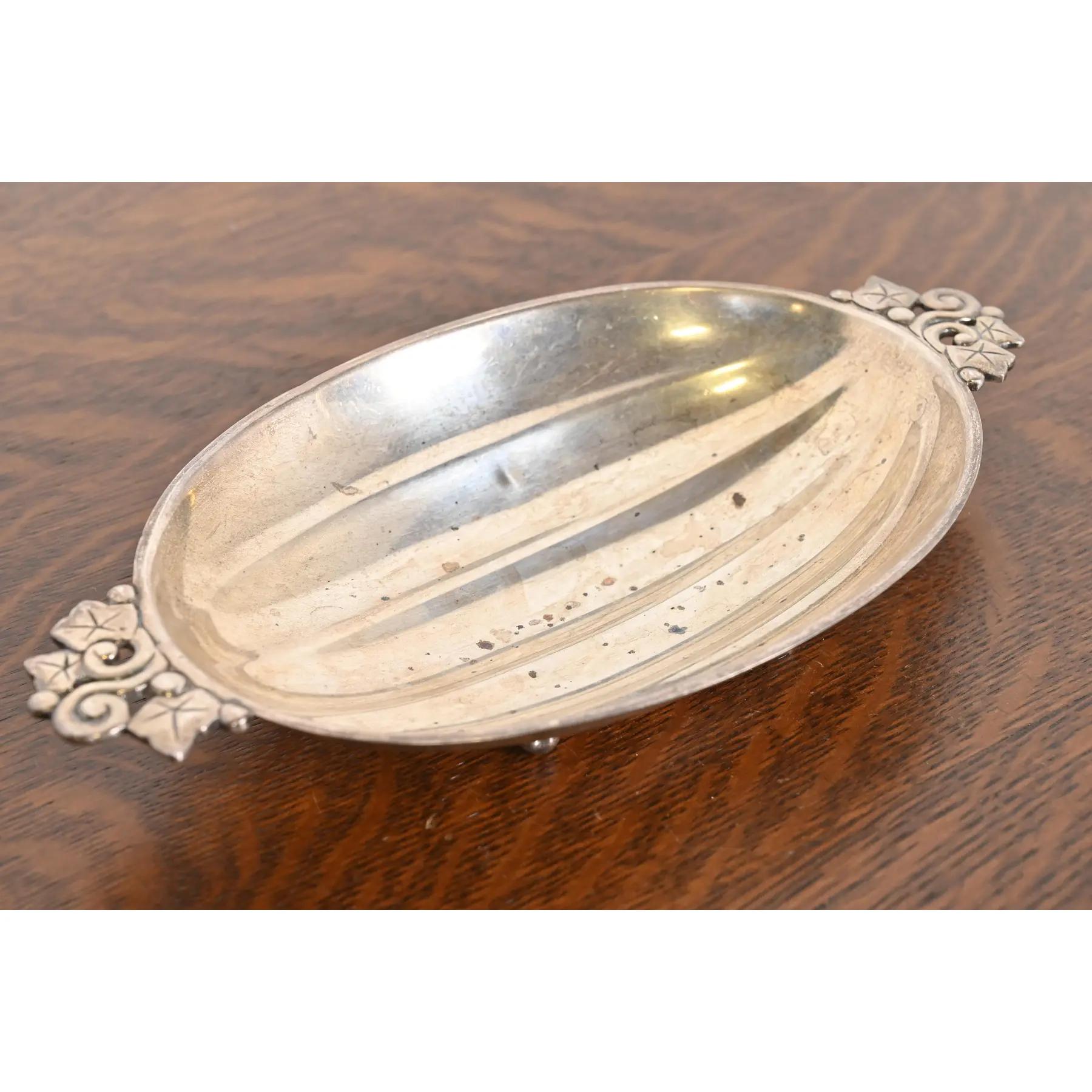 Américain Tiffany & Co. Bol à melon antique en argent sterling en vente