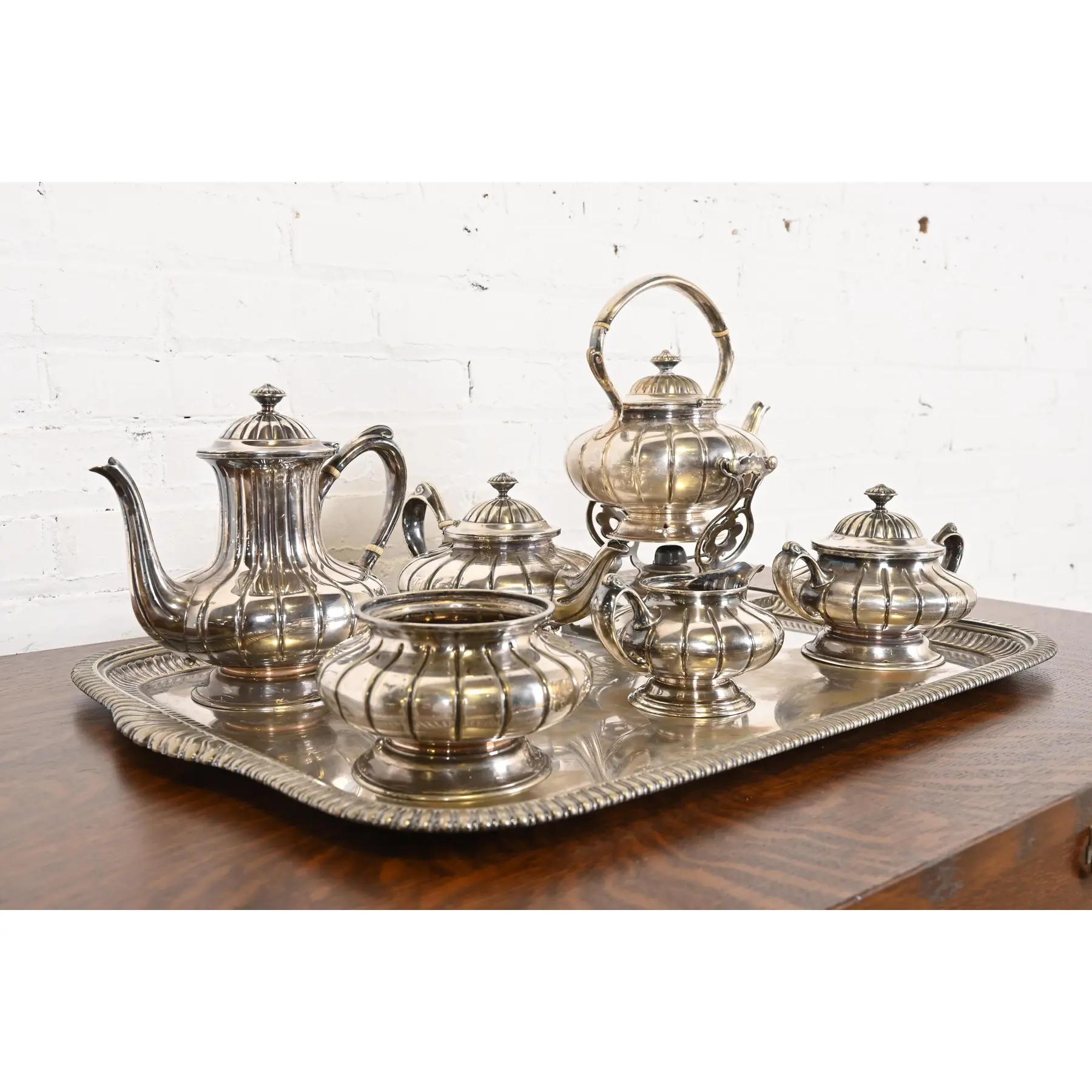 Tiffany & Co. Antiguo juego de café o té victoriano plateado Estadounidense en venta