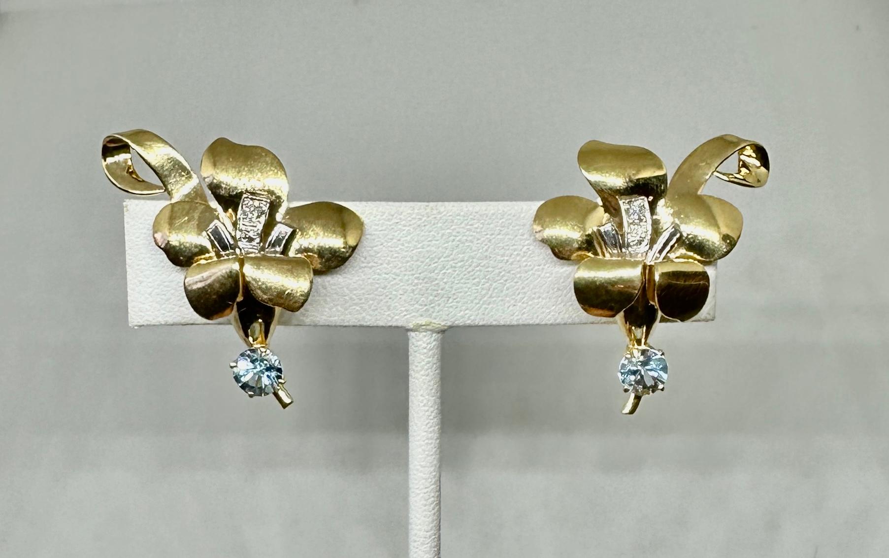 Tiffany & Co. Orecchini con diamanti e acquamarina in oro 14 carati, antichi e retrò Tiffany In condizioni ottime in vendita a New York, NY