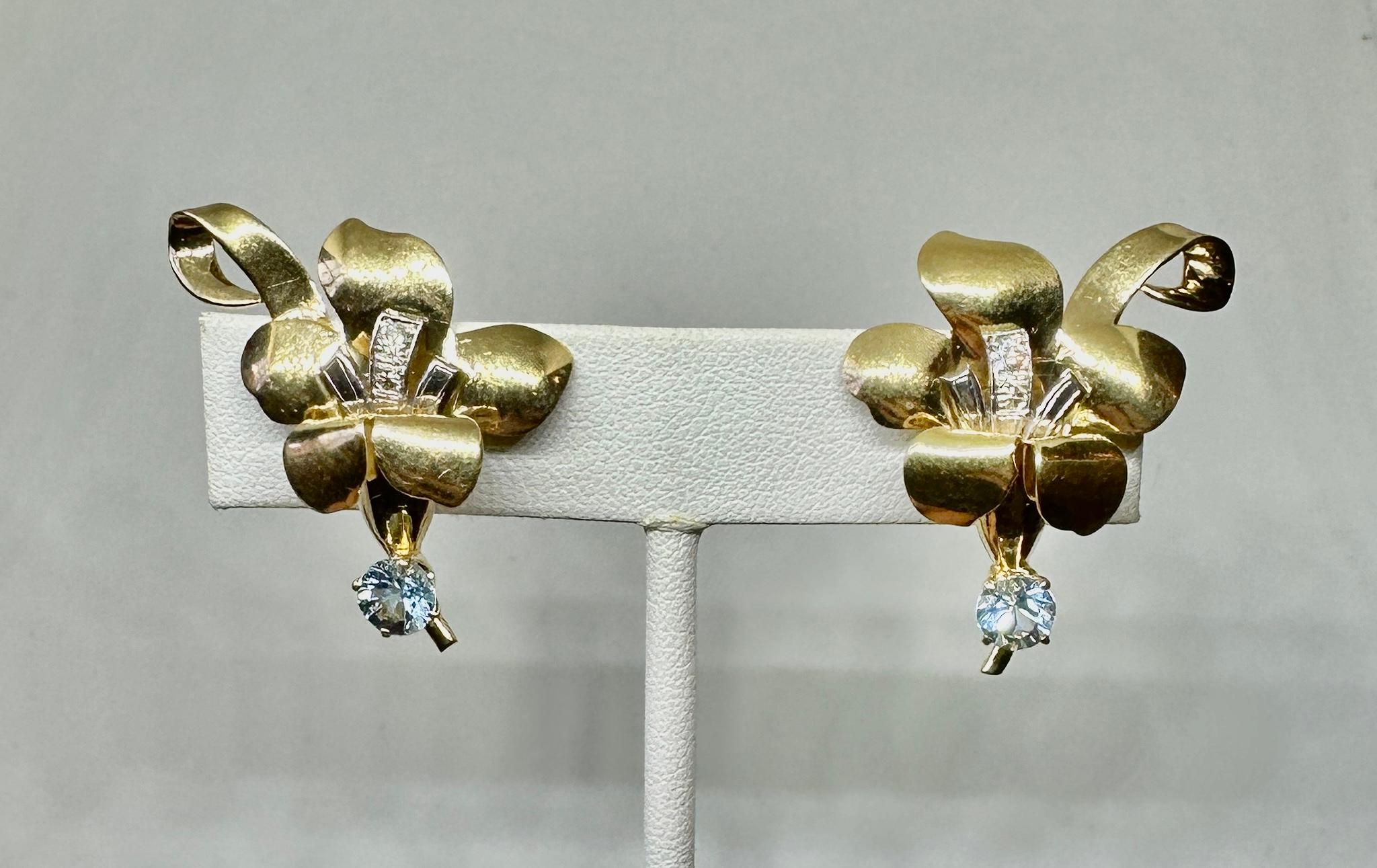 Donna Tiffany & Co. Orecchini con diamanti e acquamarina in oro 14 carati, antichi e retrò Tiffany in vendita